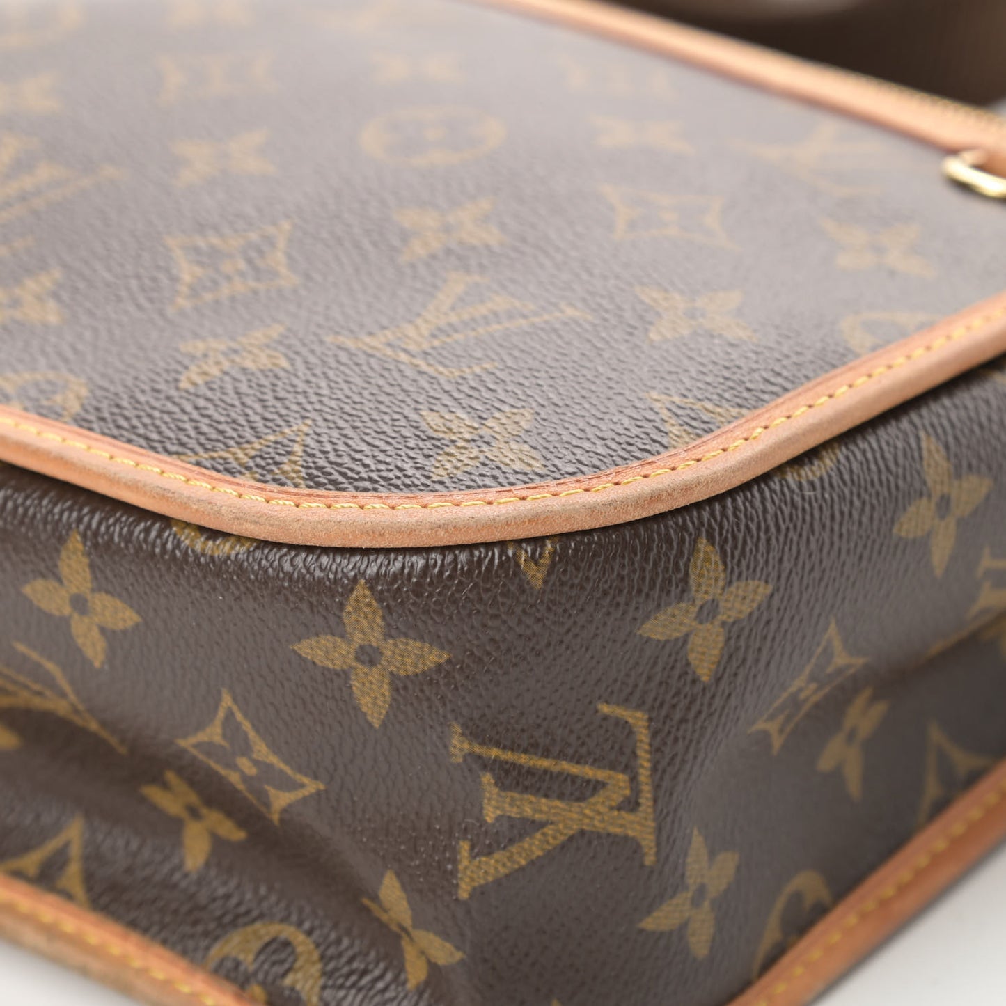 Monogram Bosphore PM Messenger