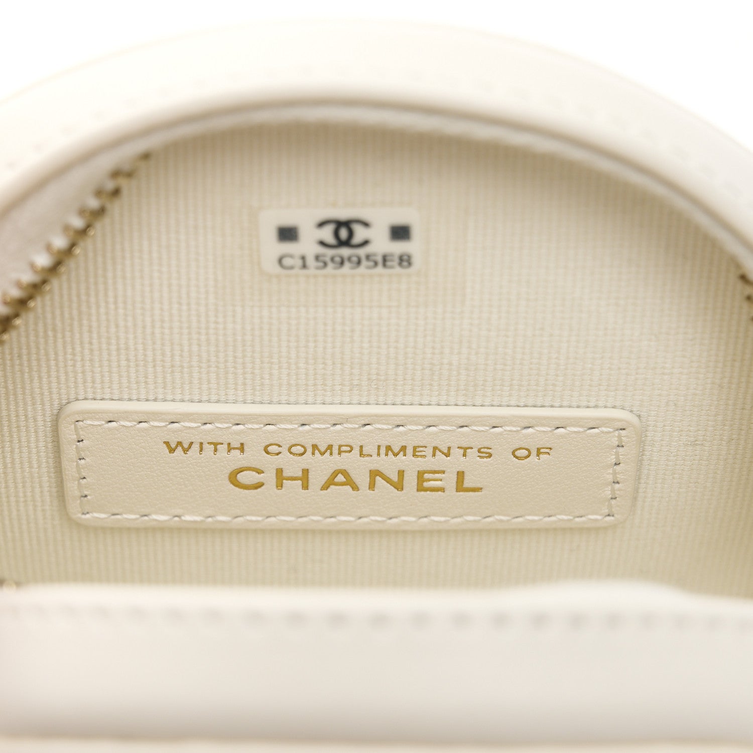 Chanel Tweed Quilted Round Filigree Pouch With Chain White Black 15 of 18