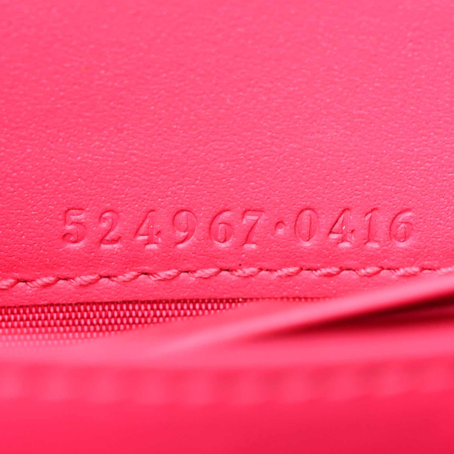 Gucci X SEGA Calfskin GUCCY Stars Chain Wallet Violet Fuxia Gold 8 of 17