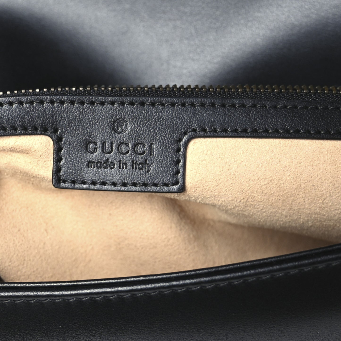 Calfskin Matelasse Medium GG Marmont Shoulder Bag Black