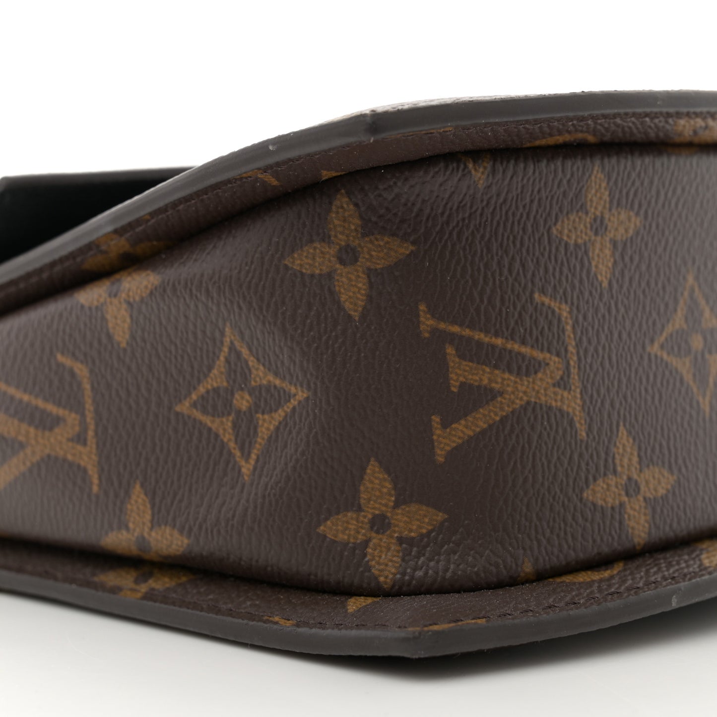 Reverse Monogram Tilsitt