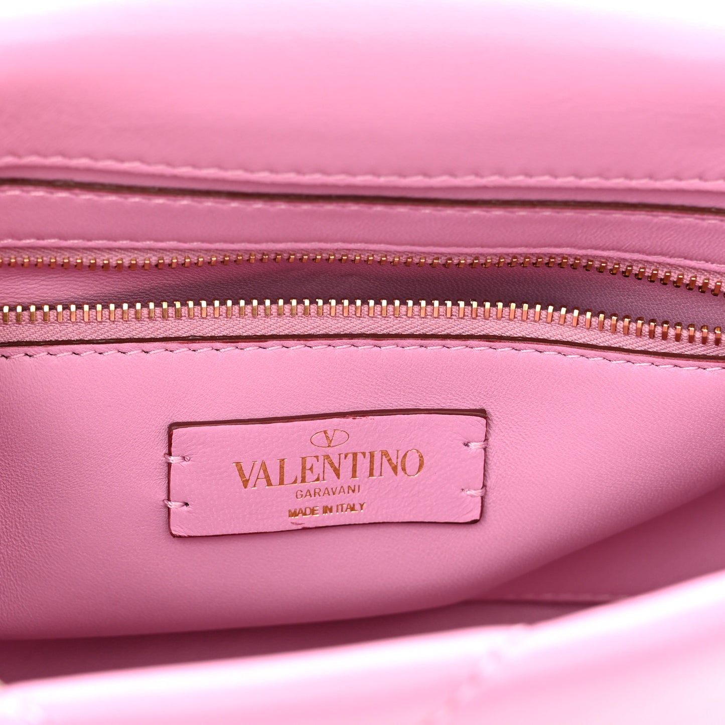 Nappa Medium Roman Stud Shoulder Bag Pink Borealis