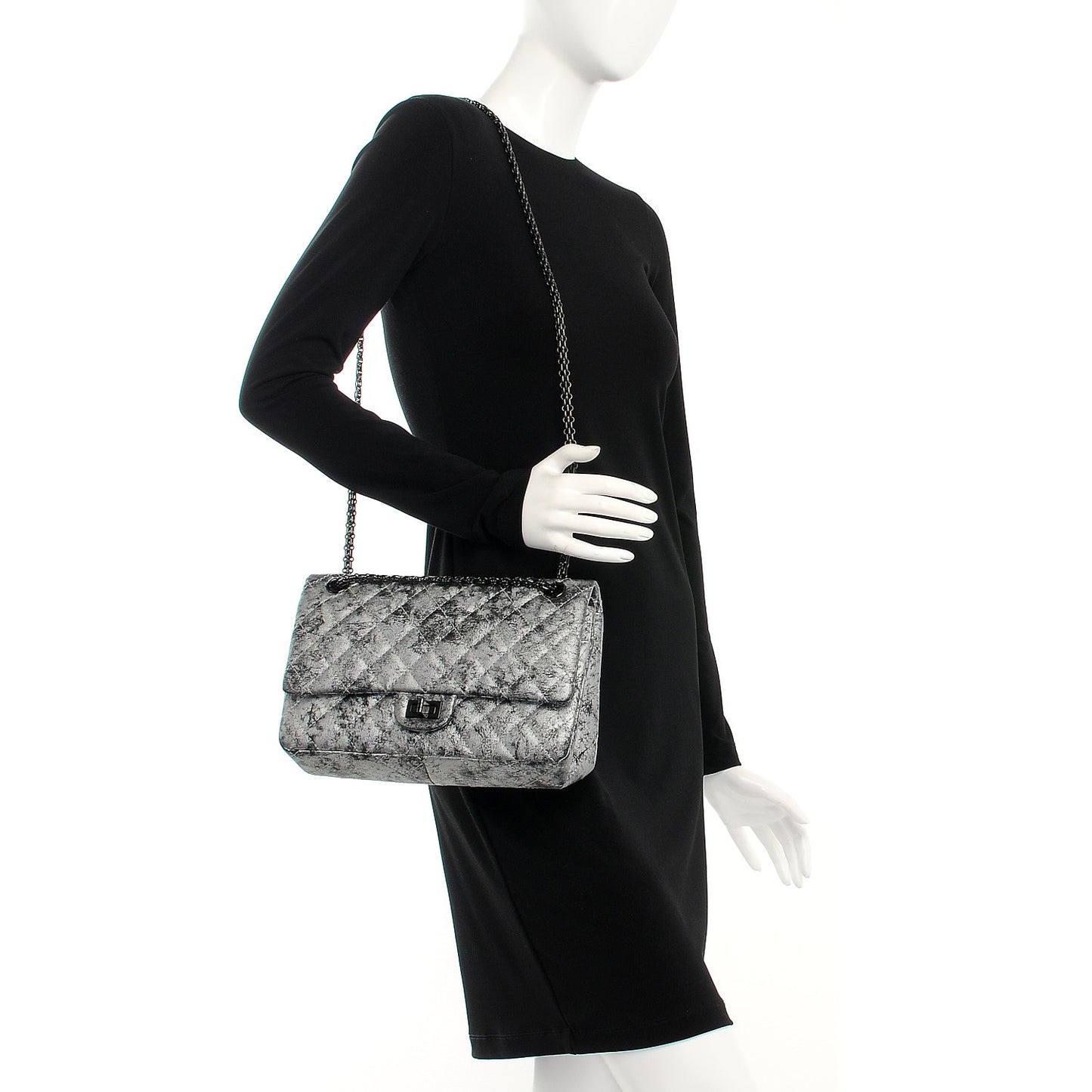 Metallic Caviar Quilted 2.55 Reissue 226 Flap Silver Black