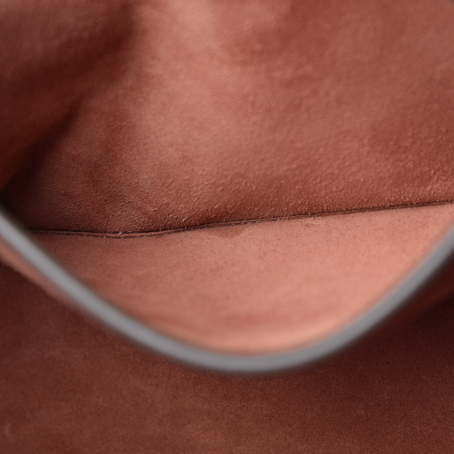 Smooth Calfskin Magnolia Patch Bayswater Dark Clay Chalk