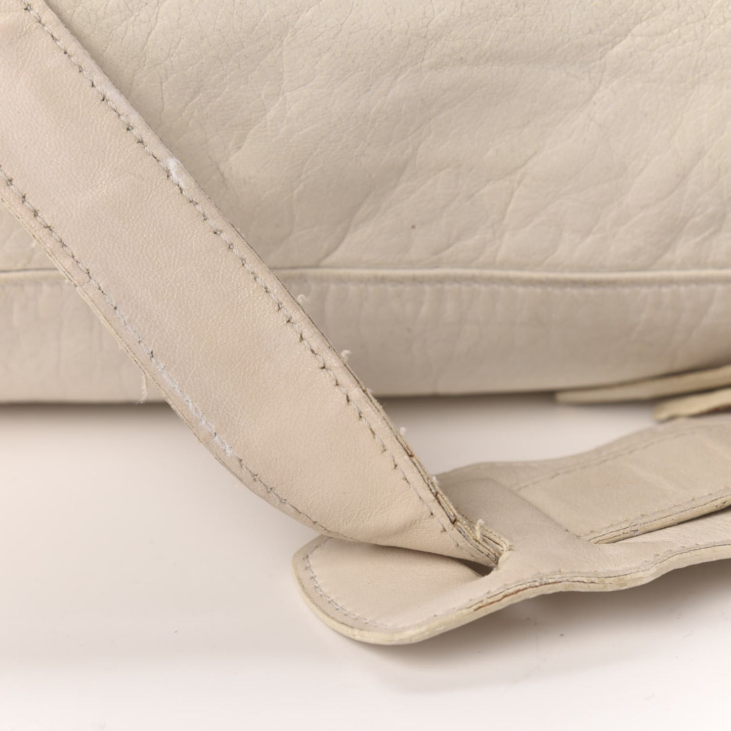 Agneau Classic Hardware City White