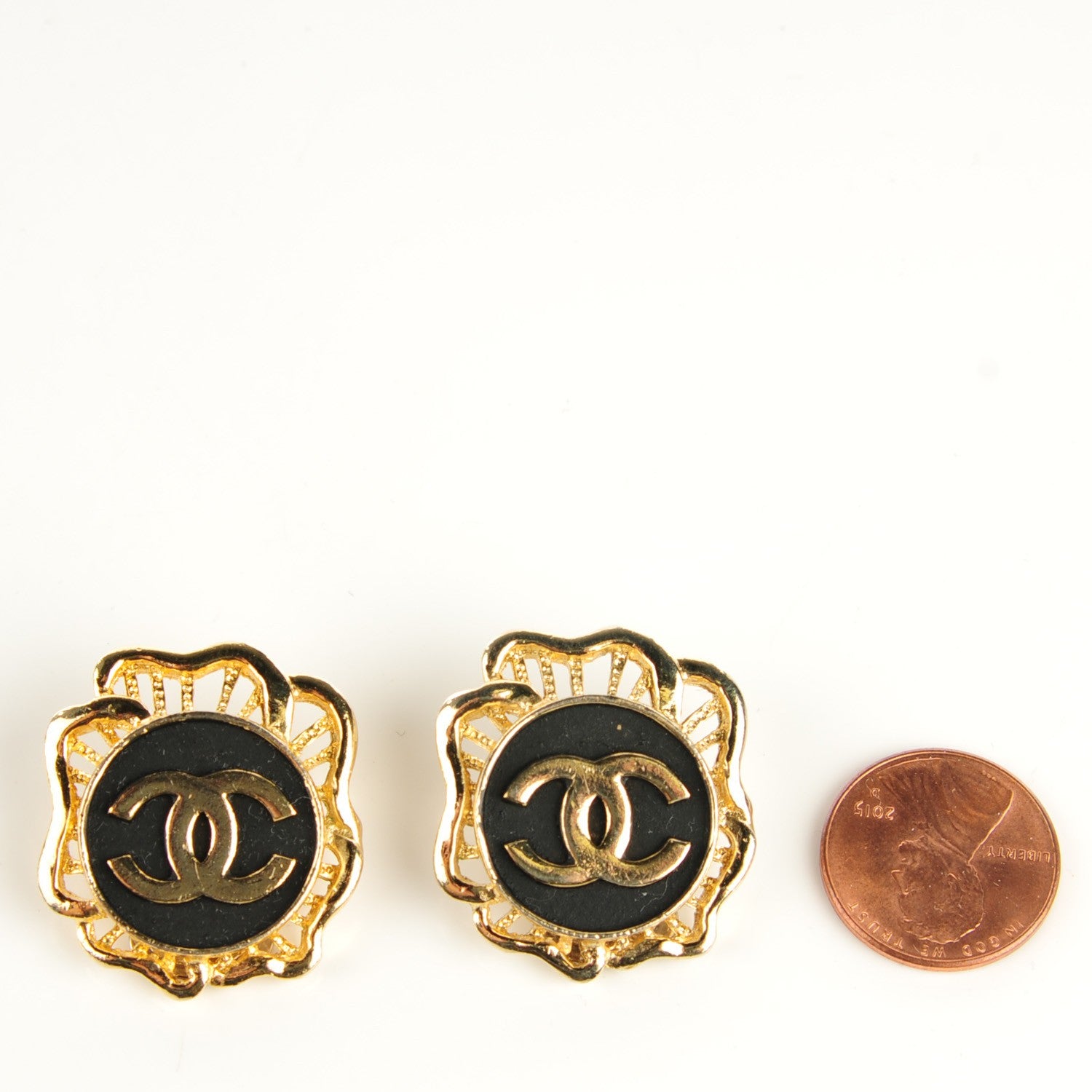 Chanel CC Clip On Earrings Gold Black 2 of 5