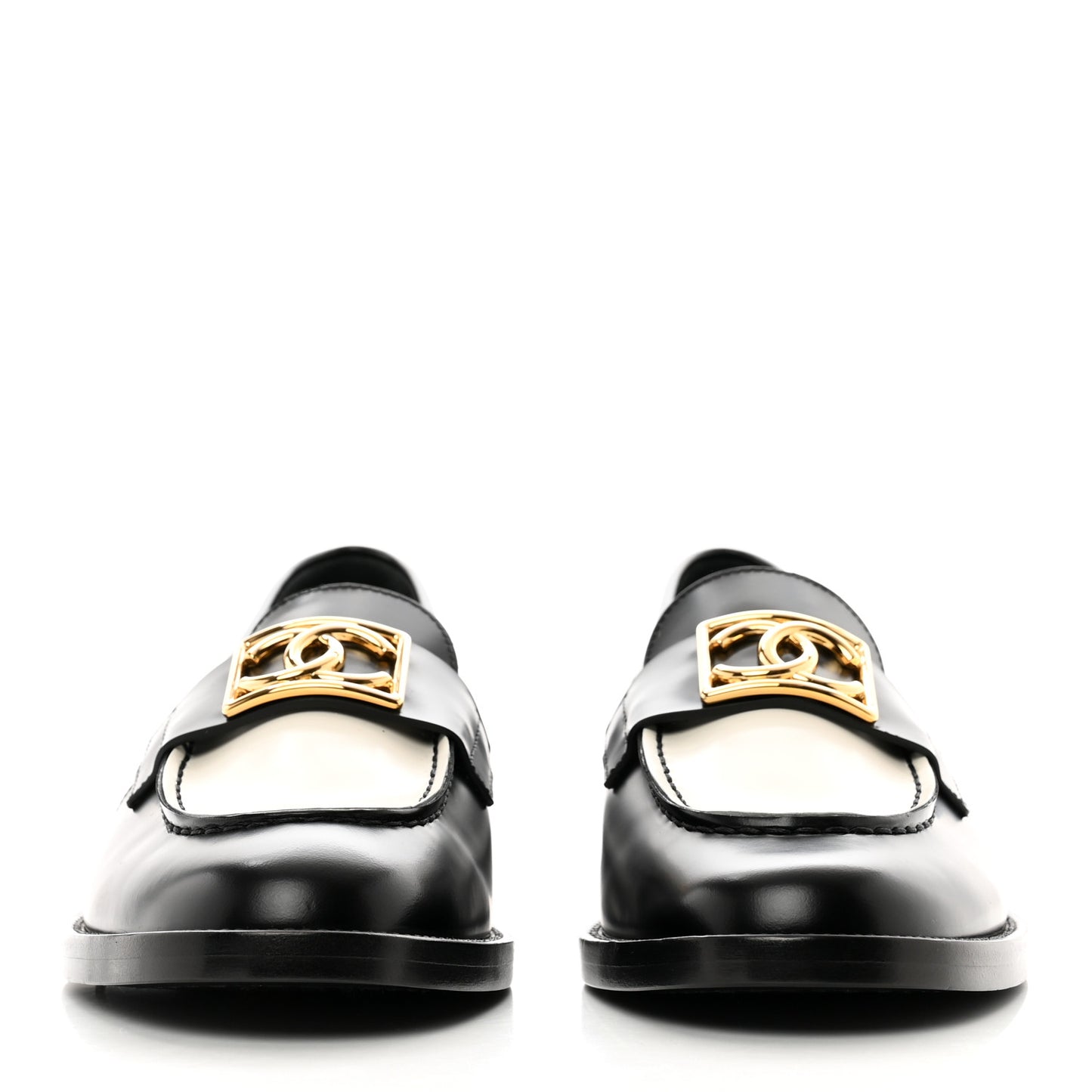 Shiny Calfskin CC Loafers 40 Black White
