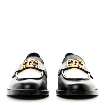 Chanel Shiny Calfskin CC Loafers 40 Black White 2 of 8