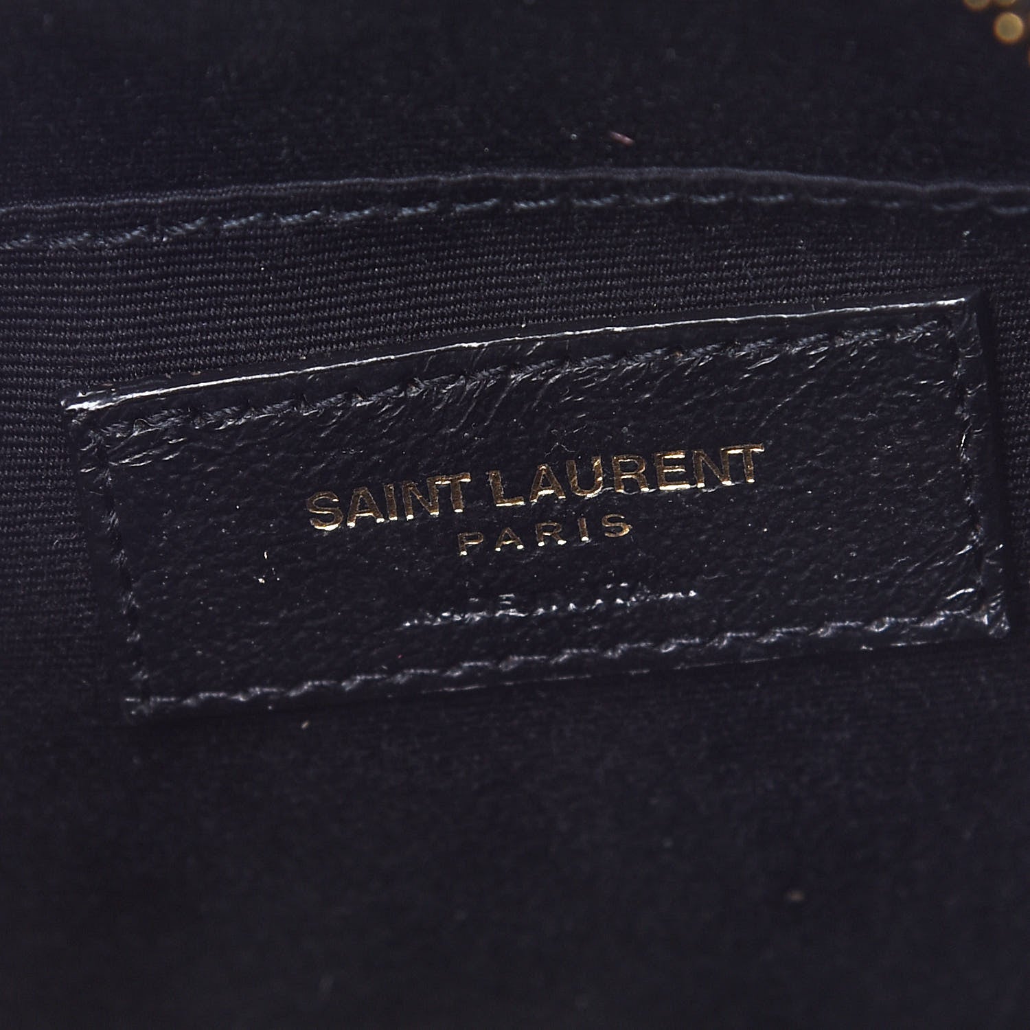 Saint Laurent Grain De Poudre Matelasse Chevron Quilted Round Vinyle Camera Bag Black 6 of 8