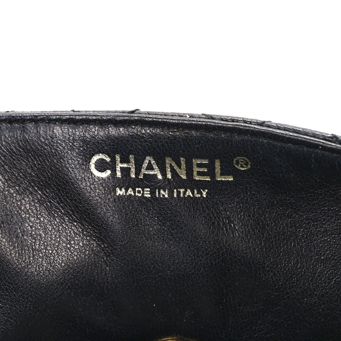 Caviar Quilted East West Flap Black