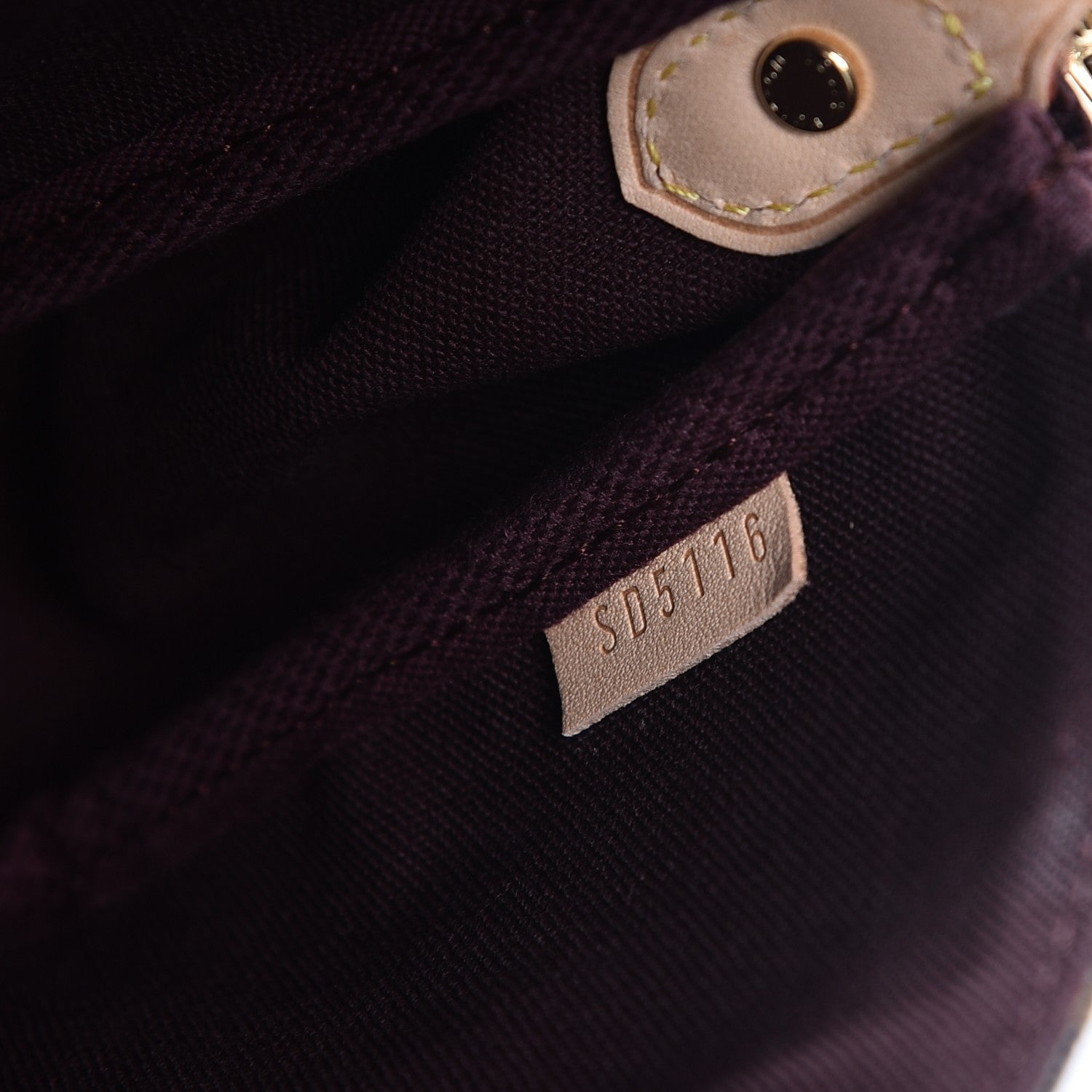 Louis Vuitton Monogram Favorite MM 7 of 8