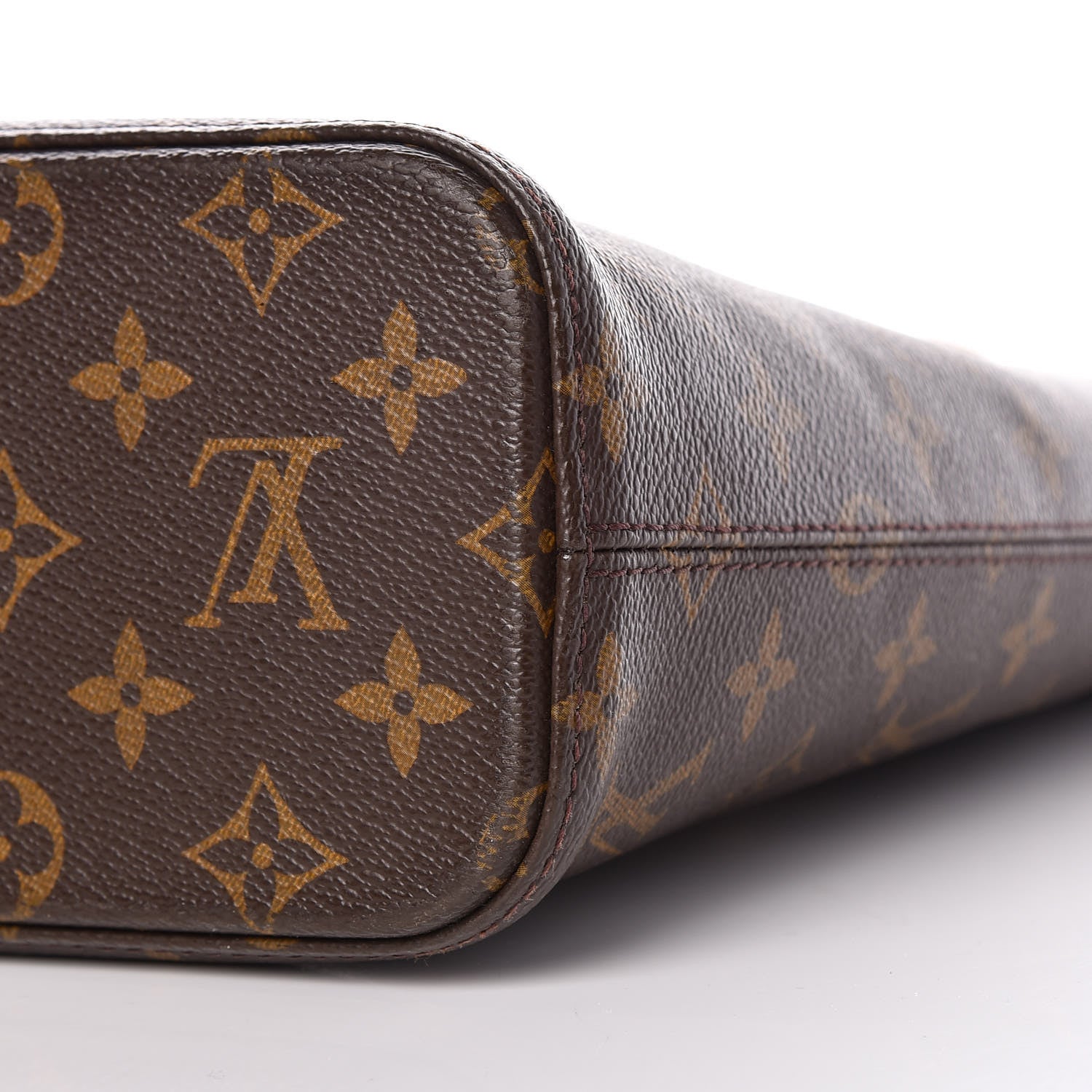 Louis Vuitton Monogram Luco 12 of 16