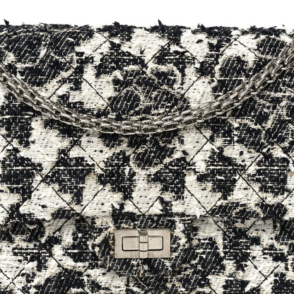 Chanel Tweed Camellia Quilted 2.55 Reissue 226 Flap Ecru 7 of 10