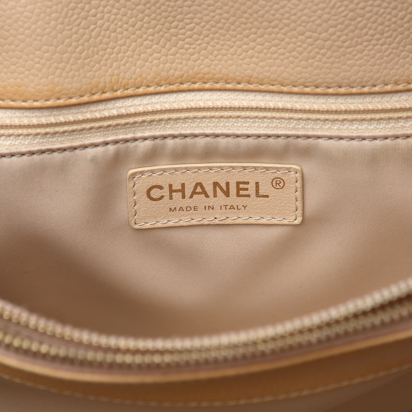 Caviar Quilted Grand Shopping Tote GST Beige Clair