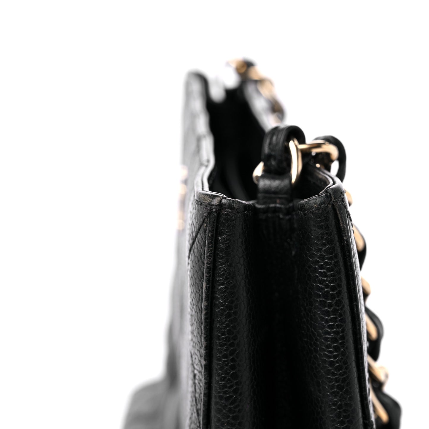 Caviar Quilted Shoulder Bag Black