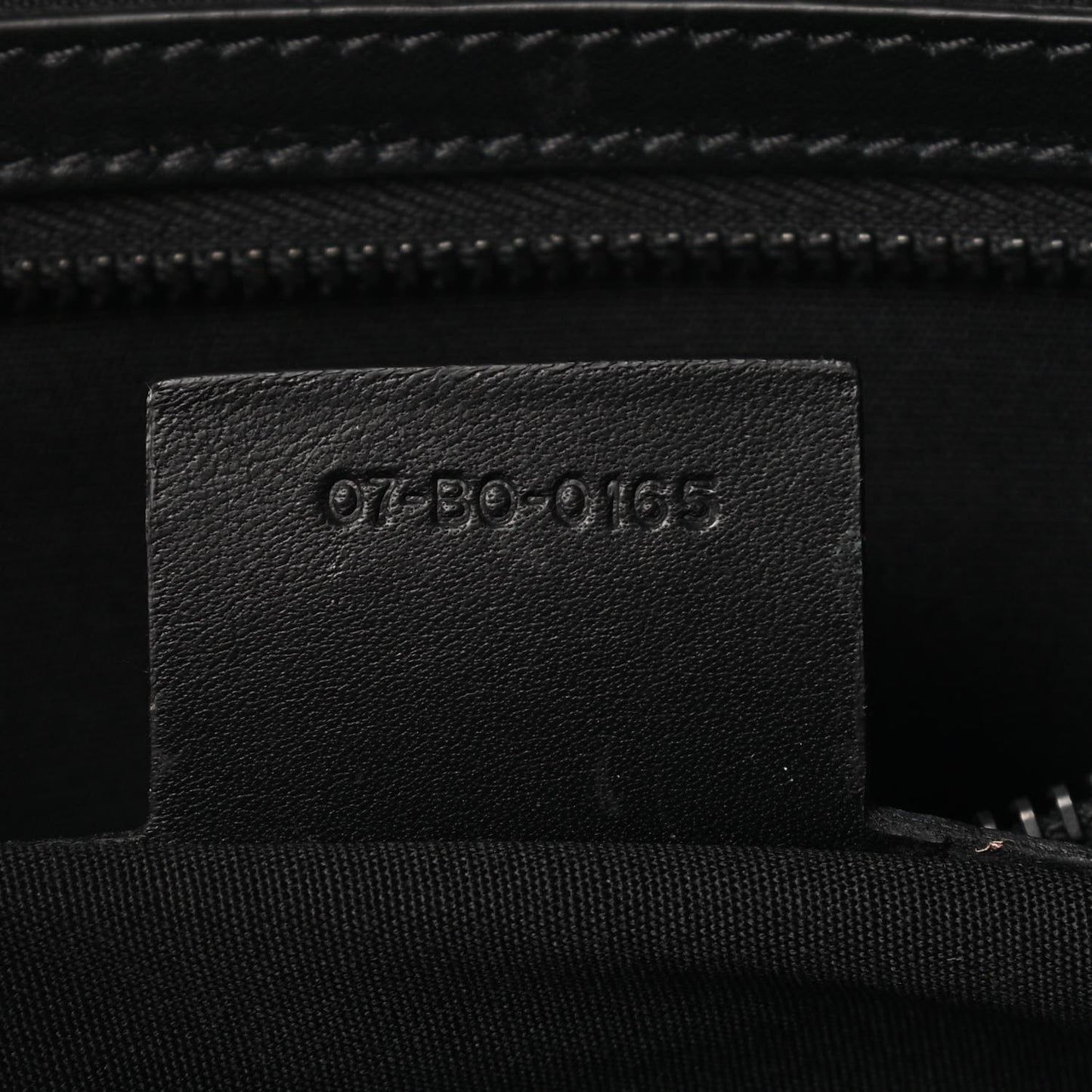 HOMME Calfskin Ribbed Document Holder Black