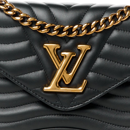Louis Vuitton LOUIS VUITTON Calfskin New Wave Chain MM Black 11 of 15