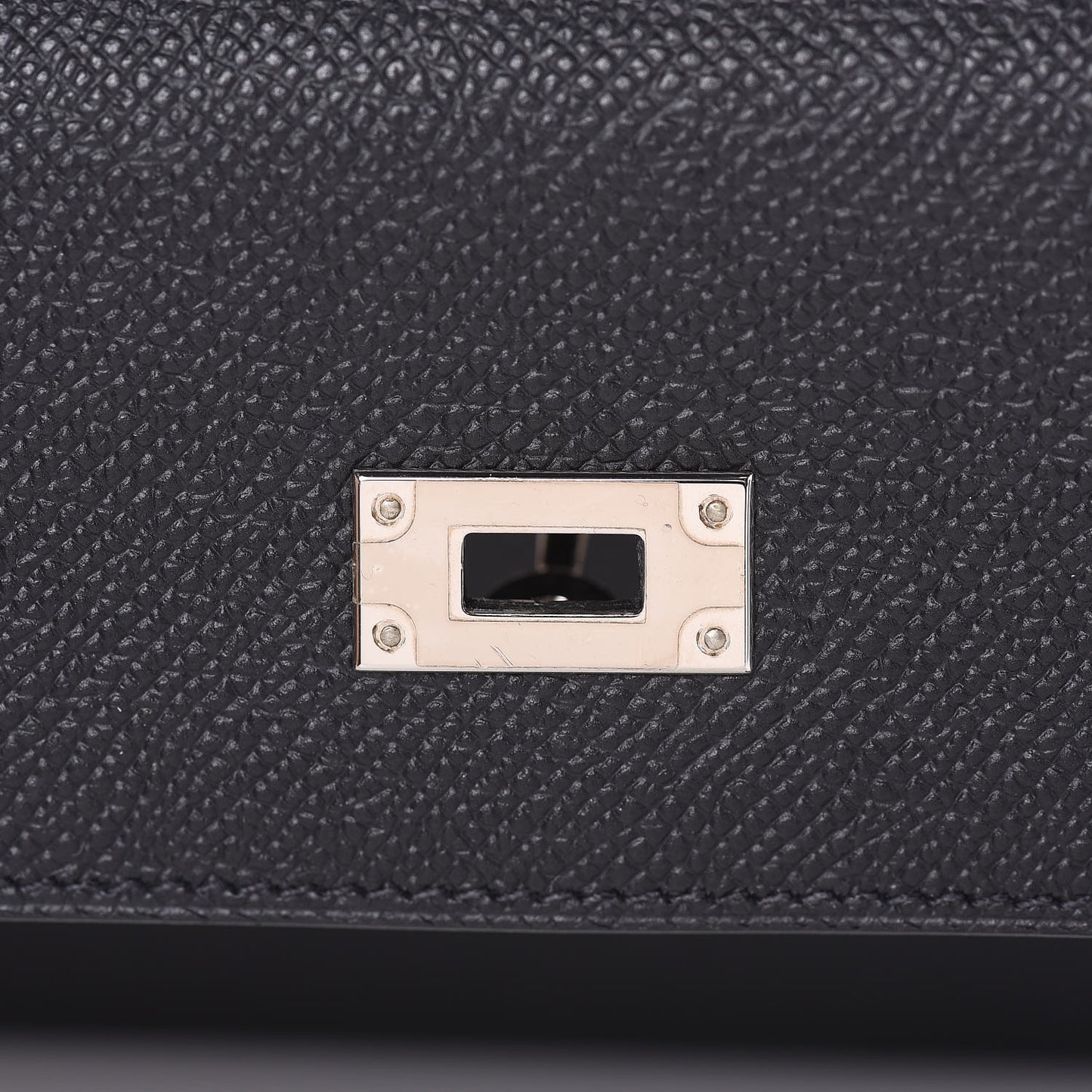 Epsom Kelly Longue Wallet Black