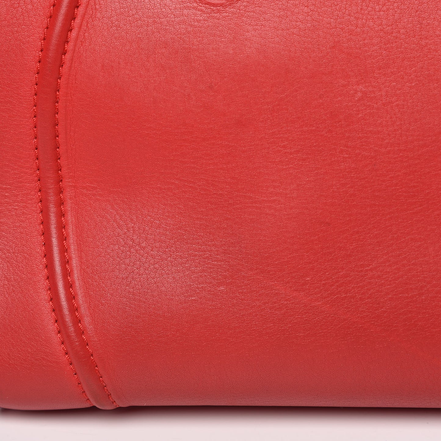 Supple Calfskin Medium Phantom Luggage Vermillion
