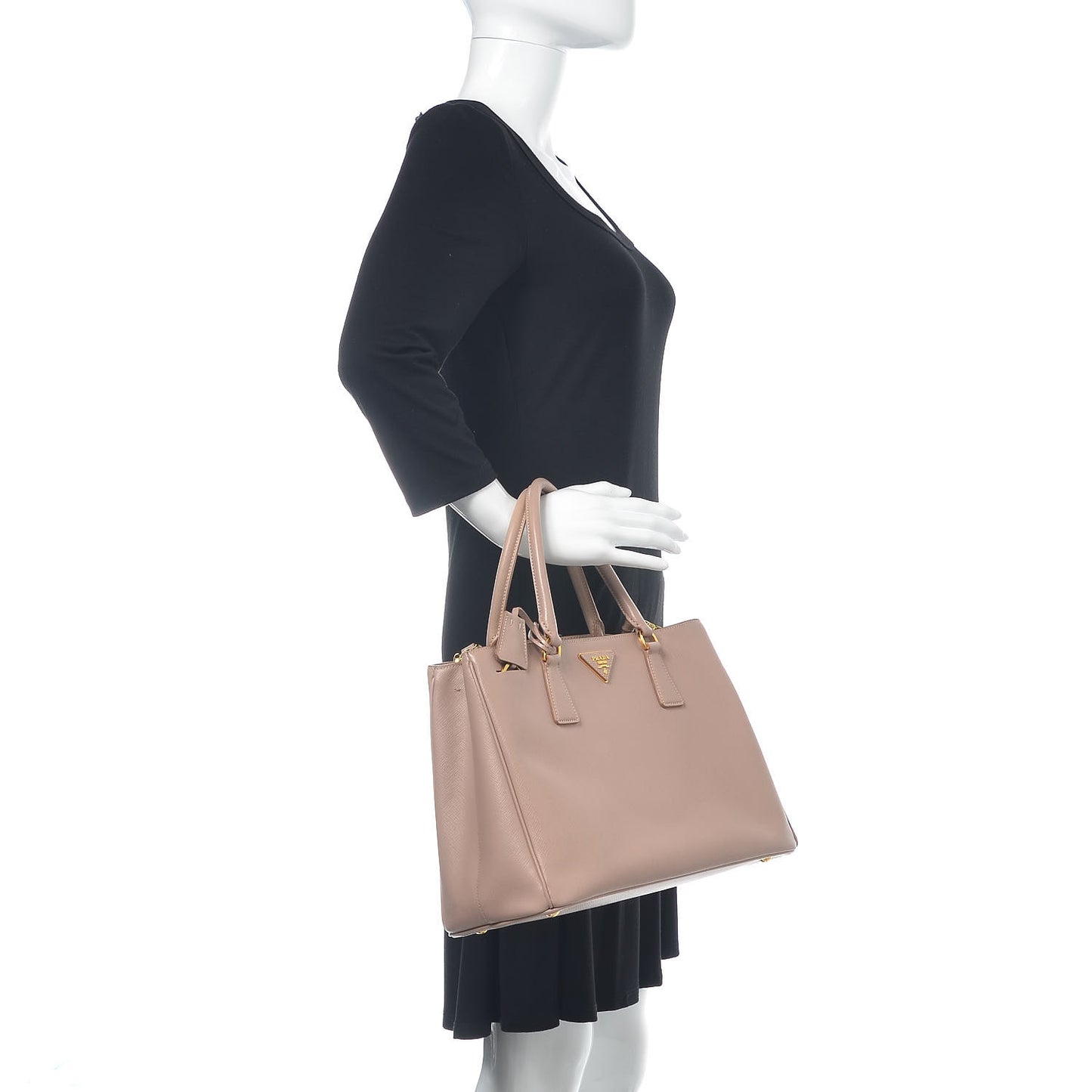 Saffiano Medium Galleria Double Zip Tote Cammeo