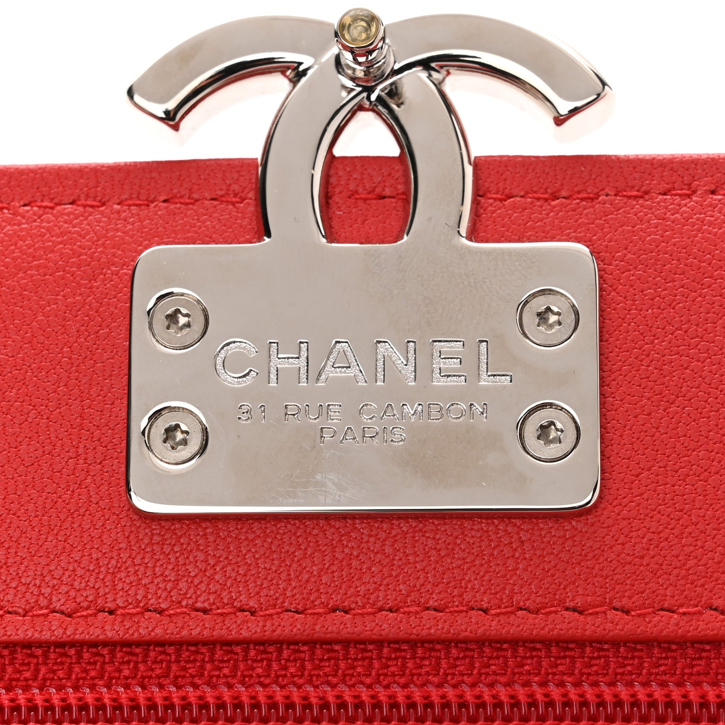 Grained Calfskin Quilted CC Box Wallet On Chain WOC Red