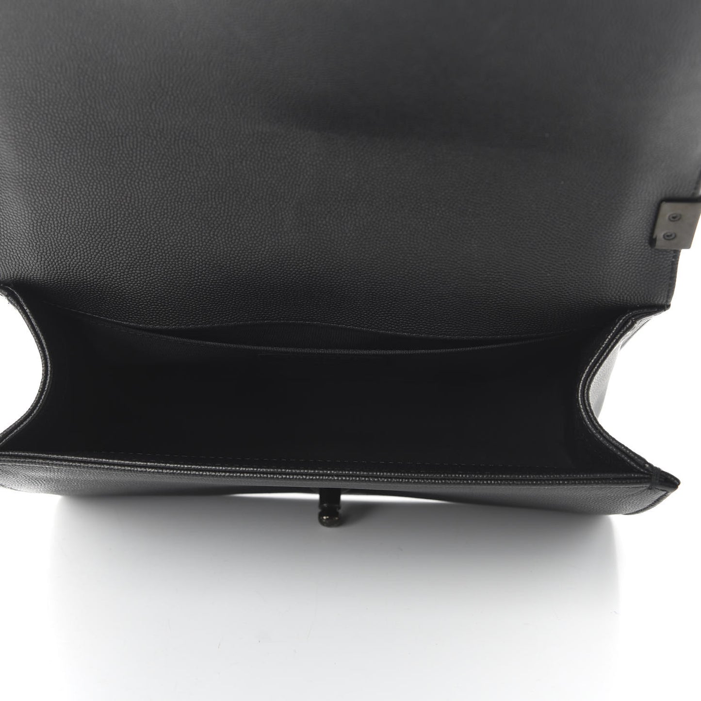 Caviar Quilted Medium Boy Flap So Black