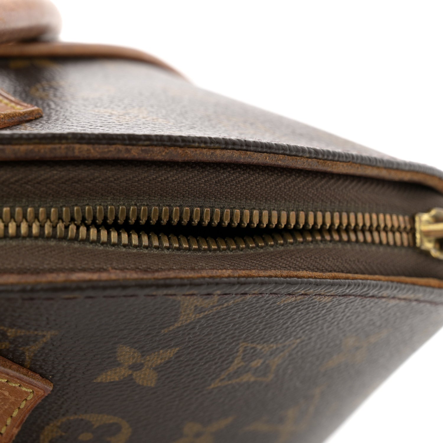 Louis Vuitton Monogram Ellipse PM 17 of 18
