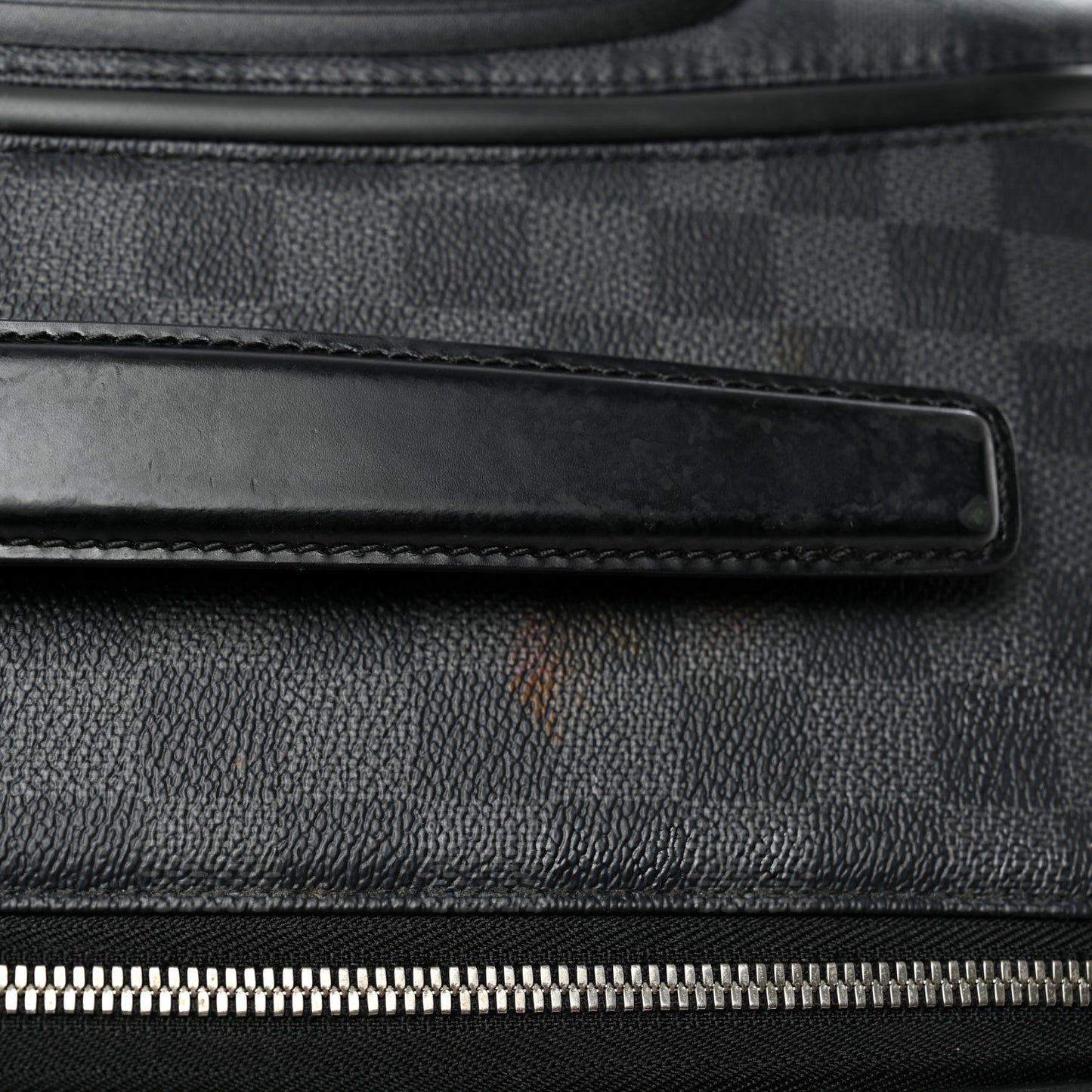 Damier Graphite Pegase Light 55