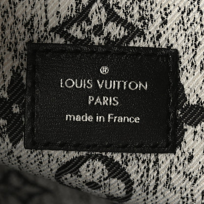 Louis Vuitton Monogram Jacquard Denim Onthego MM Black 6 of 8