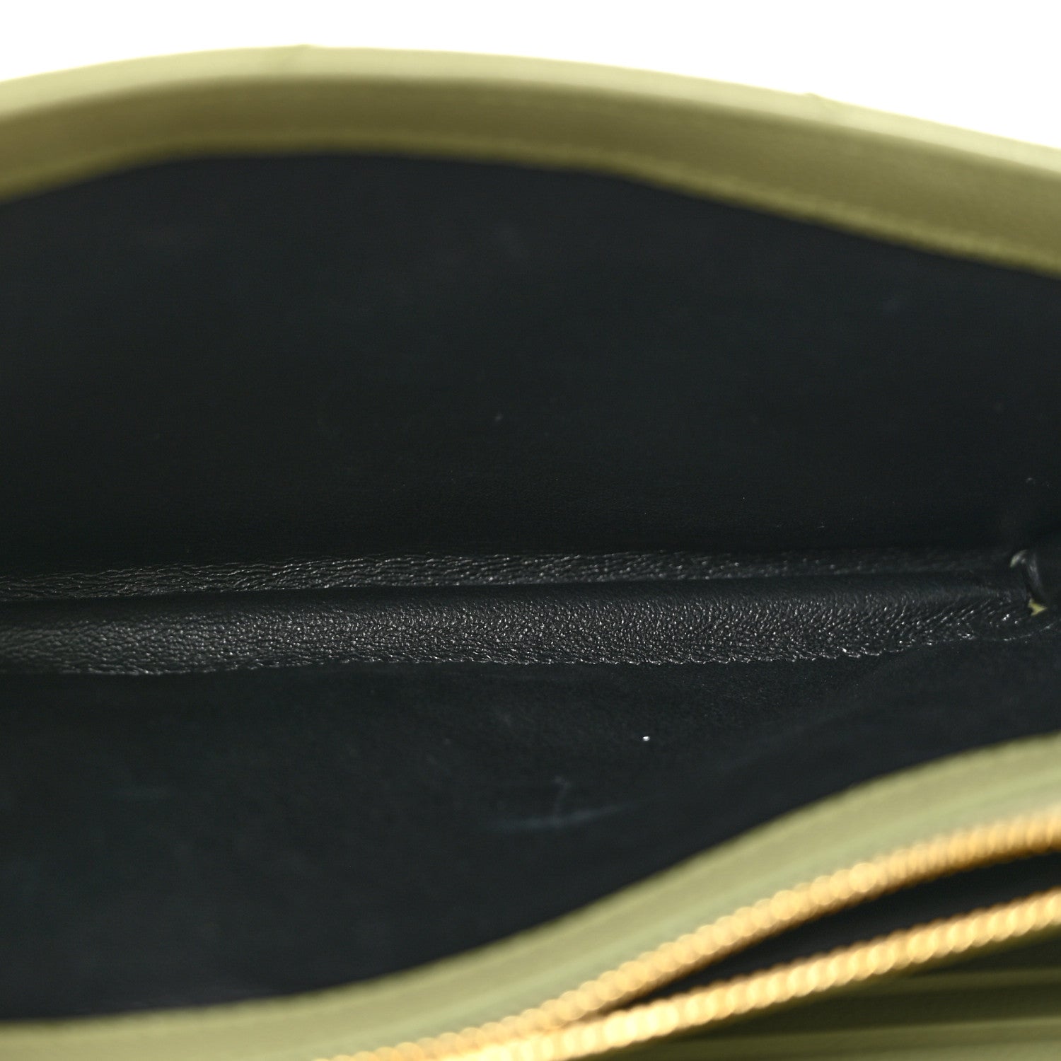 Saint Laurent Grain De Poudre Matelasse Chevron Monogram Chain Wallet Pistachio 5 of 12