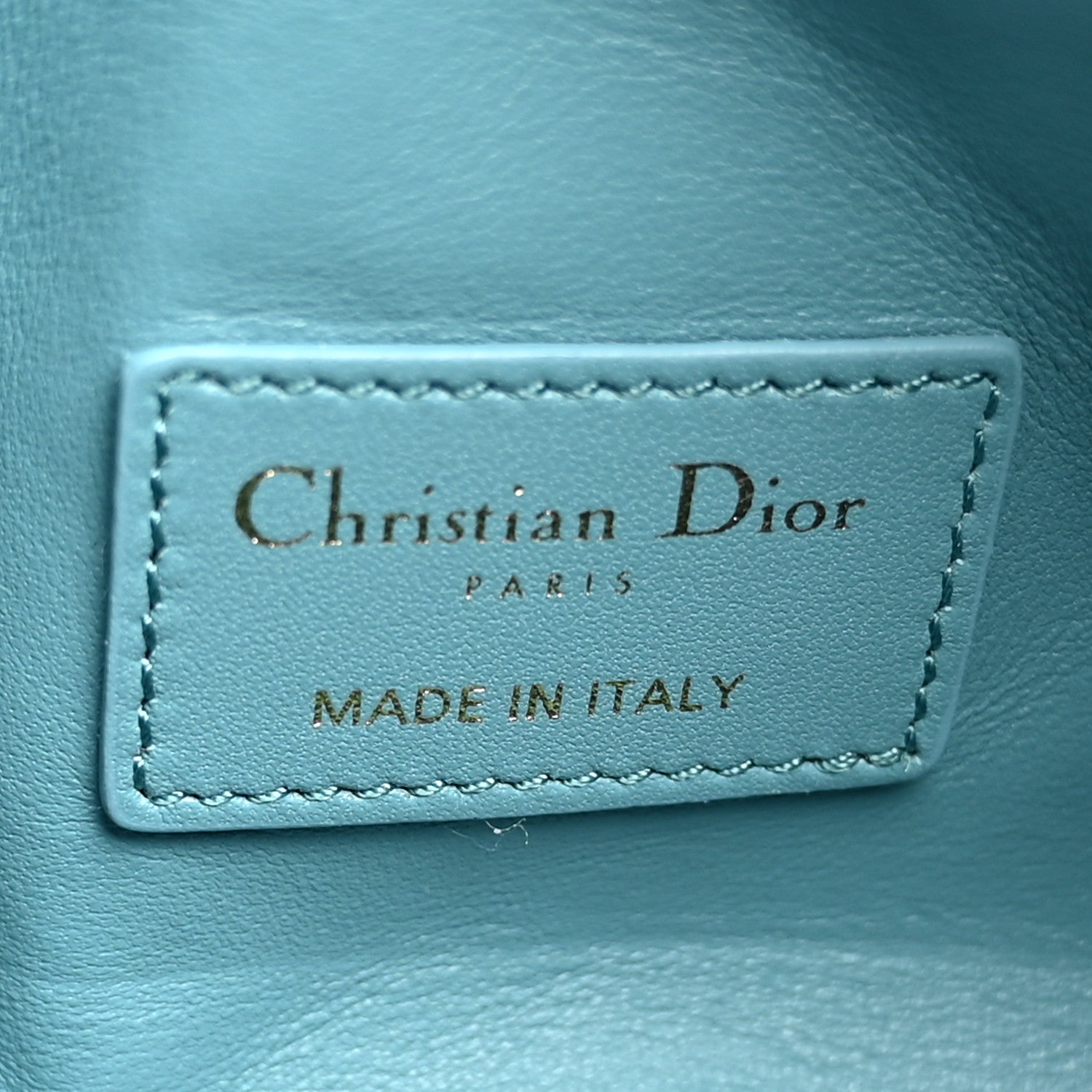 CHRISTIAN DIOR ケース Christian Dior Calfskin Macrocannage Small Diortravel Nomad Pouch