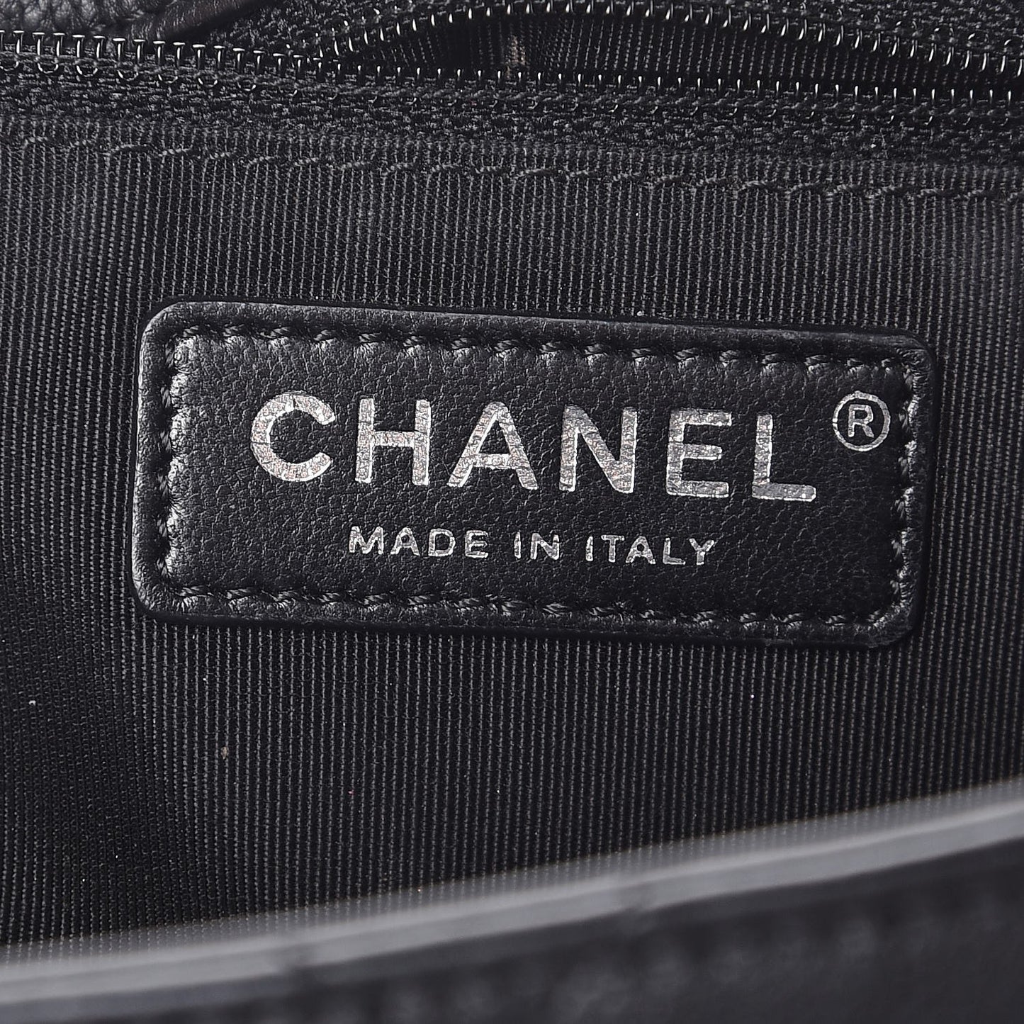 Calfskin Quilted Medium Frame In Chain Flap Black