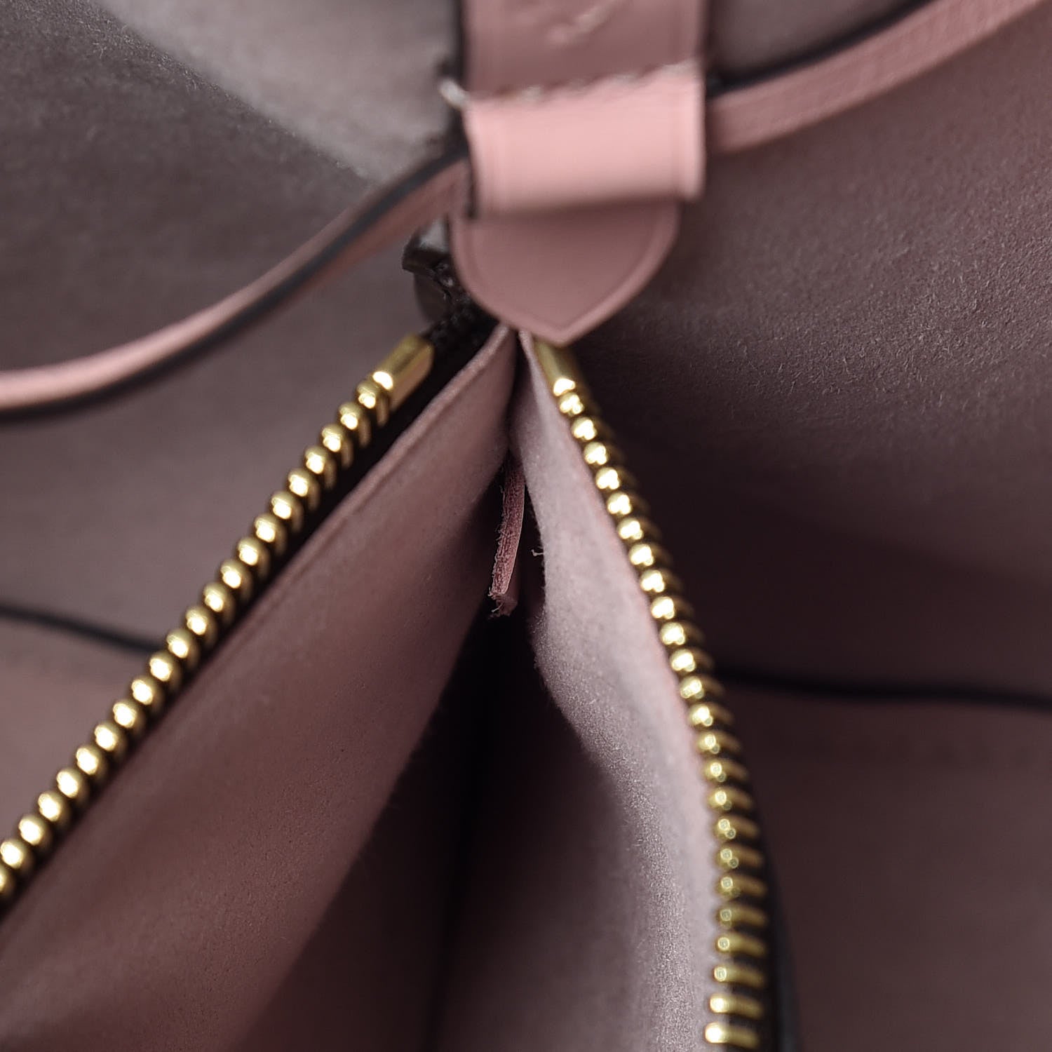 Louis Vuitton Monogram Neonoe MM Rose Poudre 9 of 9