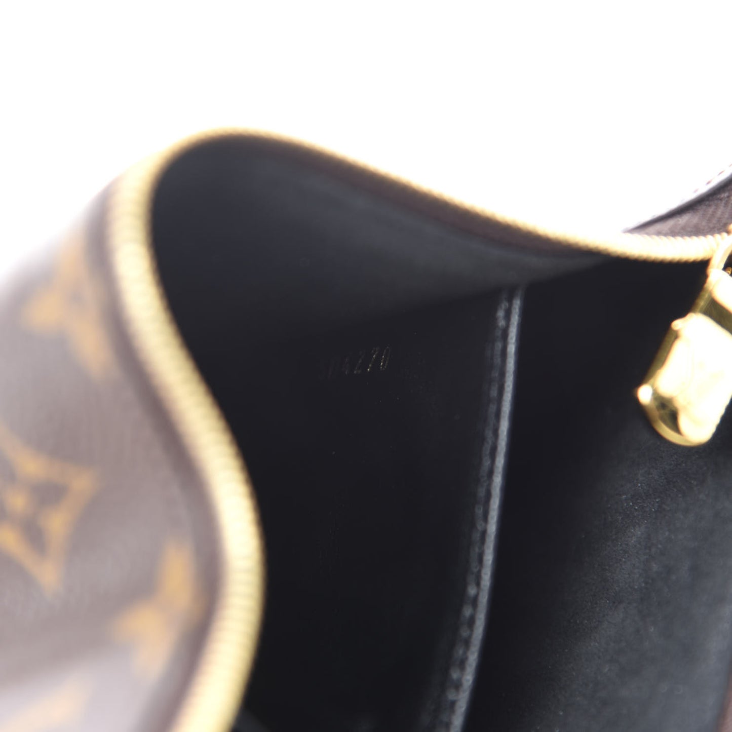 Reverse Monogram Giant Double Zip Pochette