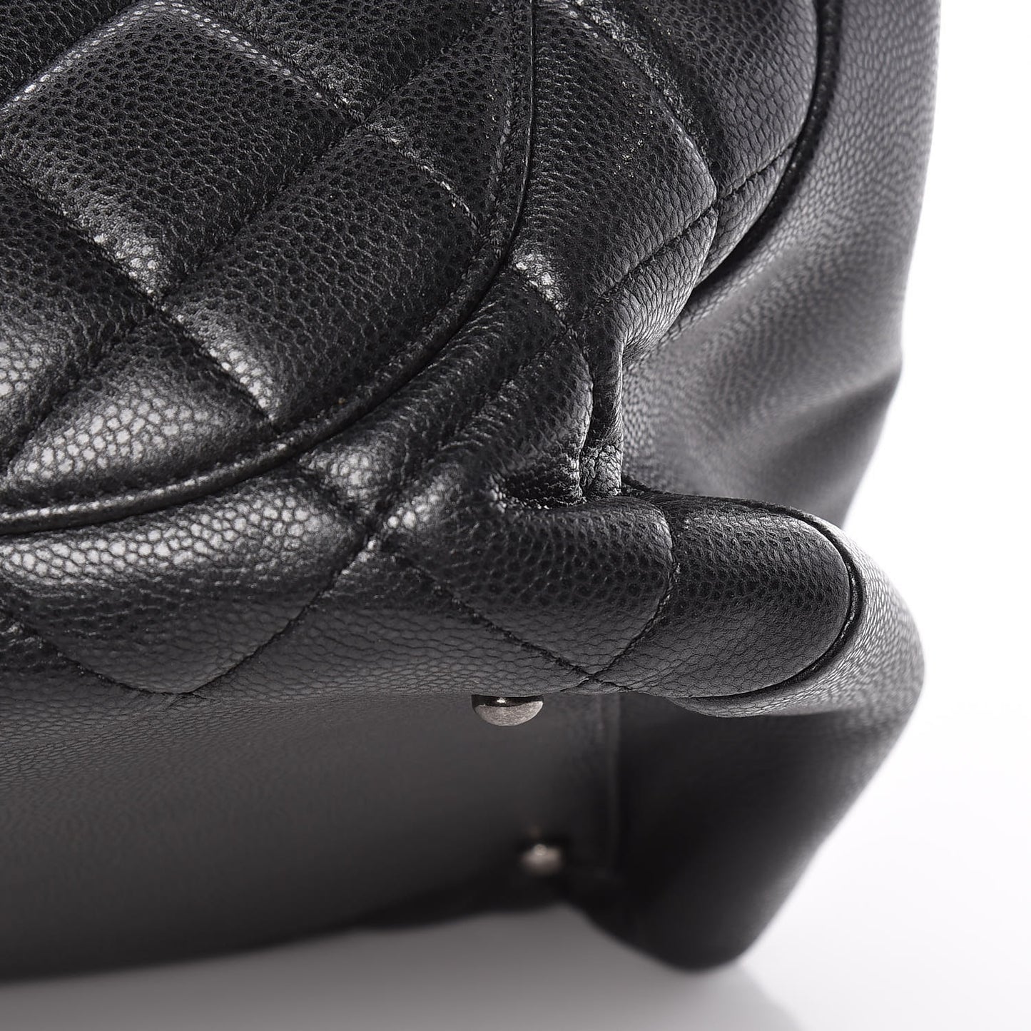 Caviar Quilted XL Grand Shopping Tote GST Black