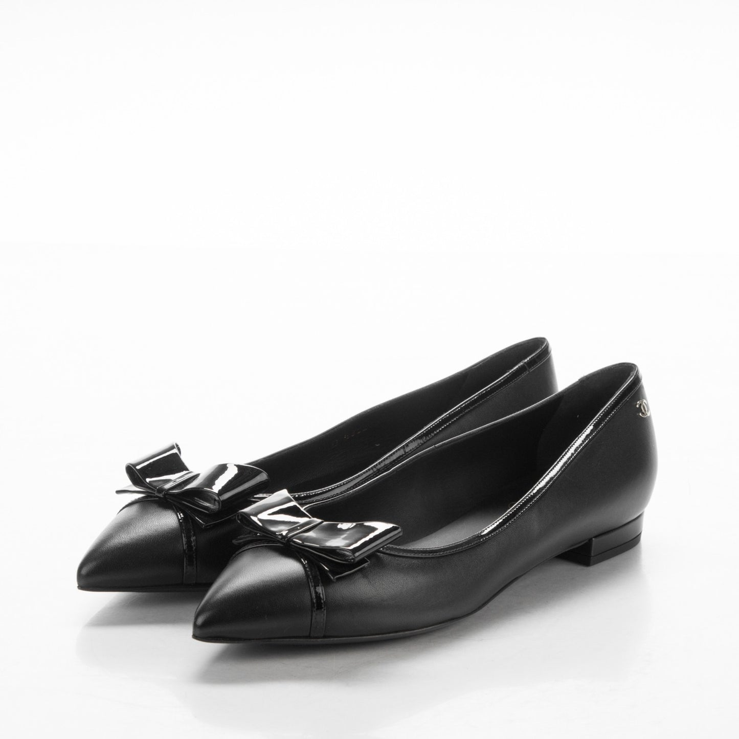Lambskin Bow CC Flats 39.5 Black