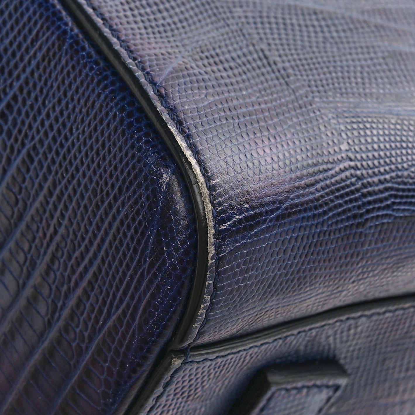 Calfskin Lizard Embossed Small Antigona Deep Blue
