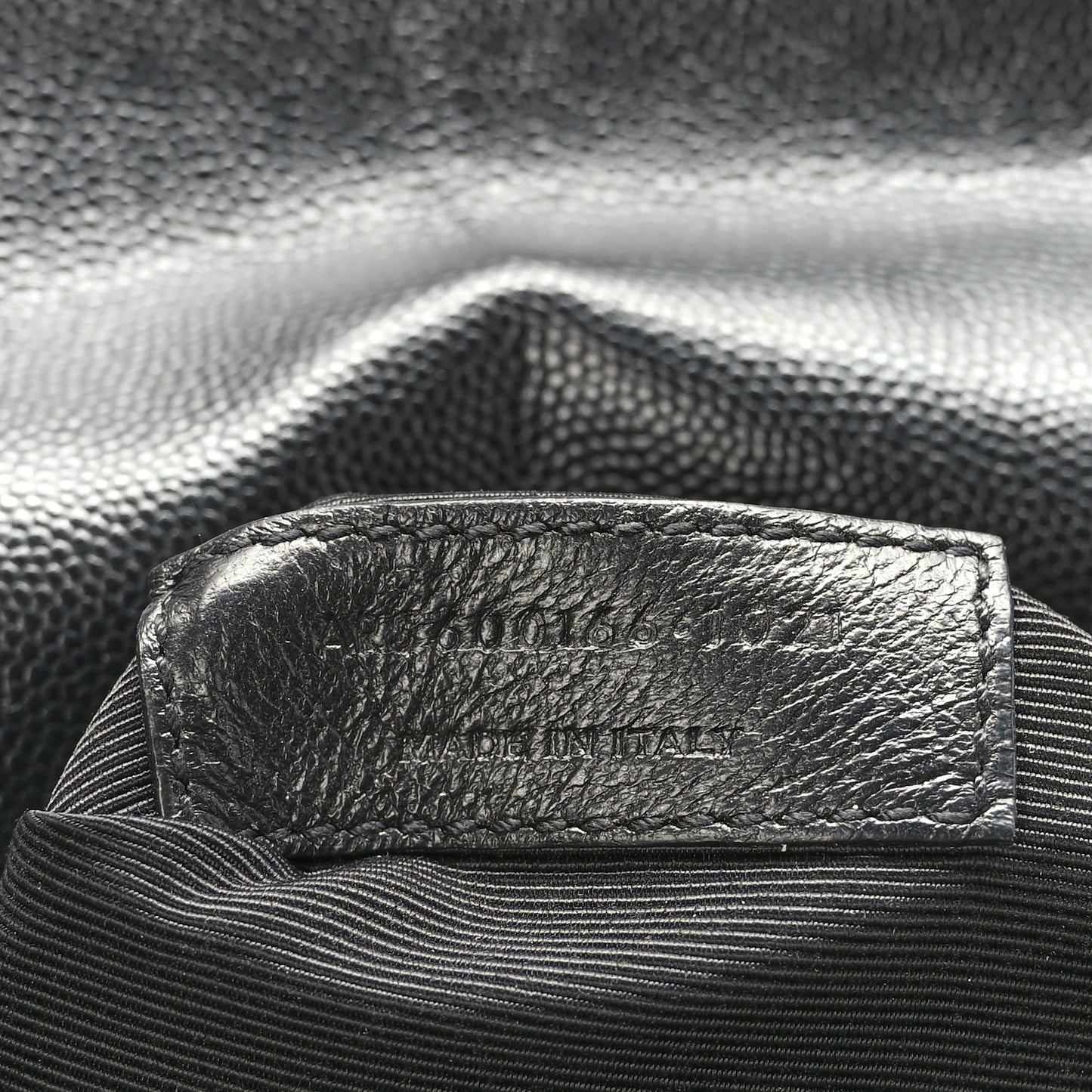 Grain De Poudre Textured Mixed Matelasse Large Triquilt Monogram Monochrome Satchel Black