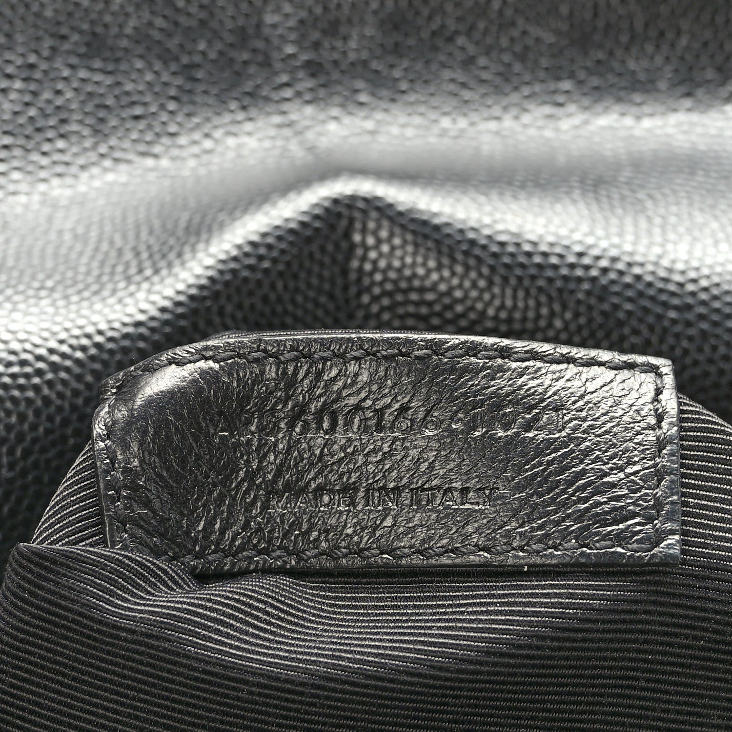 Saint Laurent Grain De Poudre Textured Mixed Matelasse Large Triquilt Monogram Monochrome Satchel Black 7 of 9