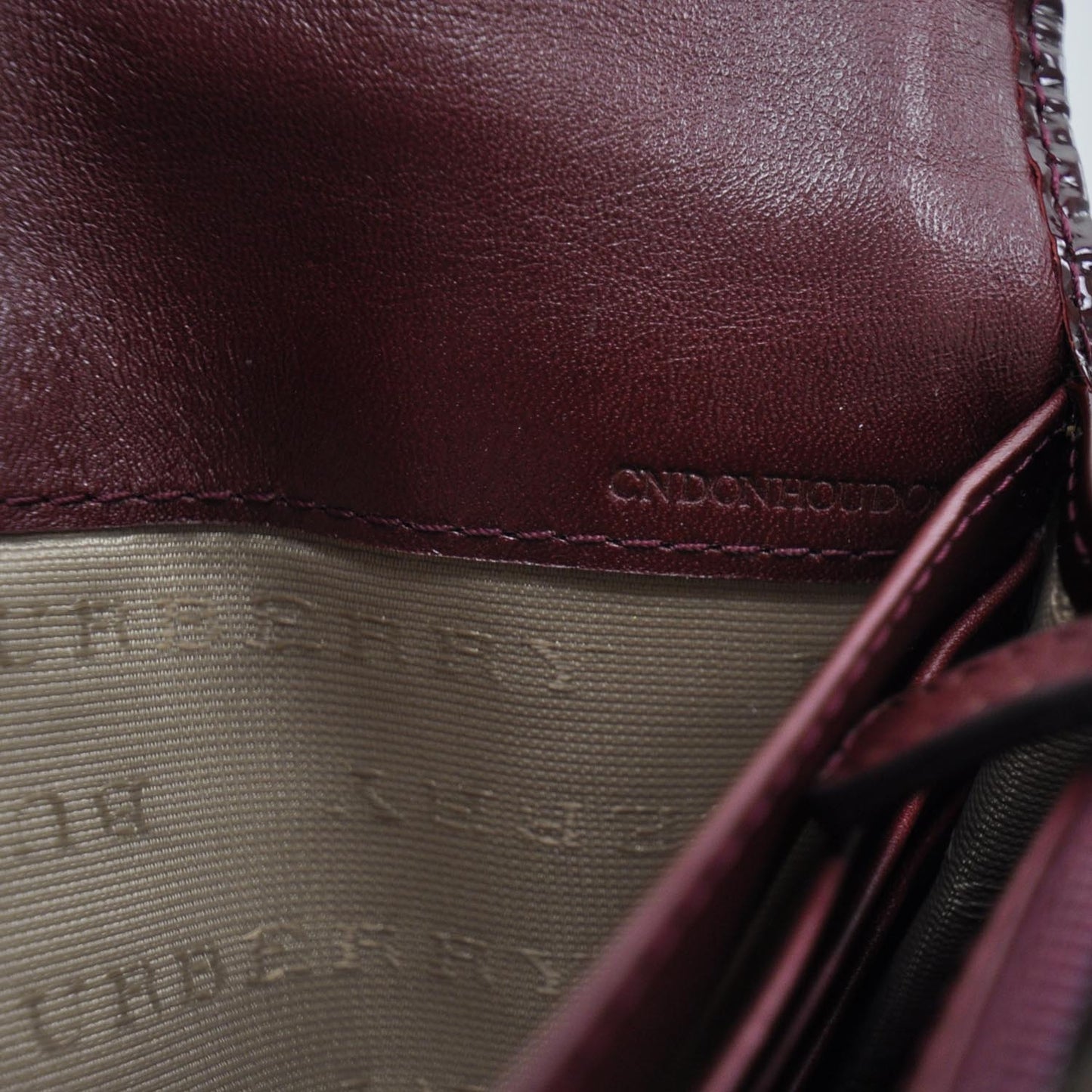 Patent Nova Check Wallet Bordeaux