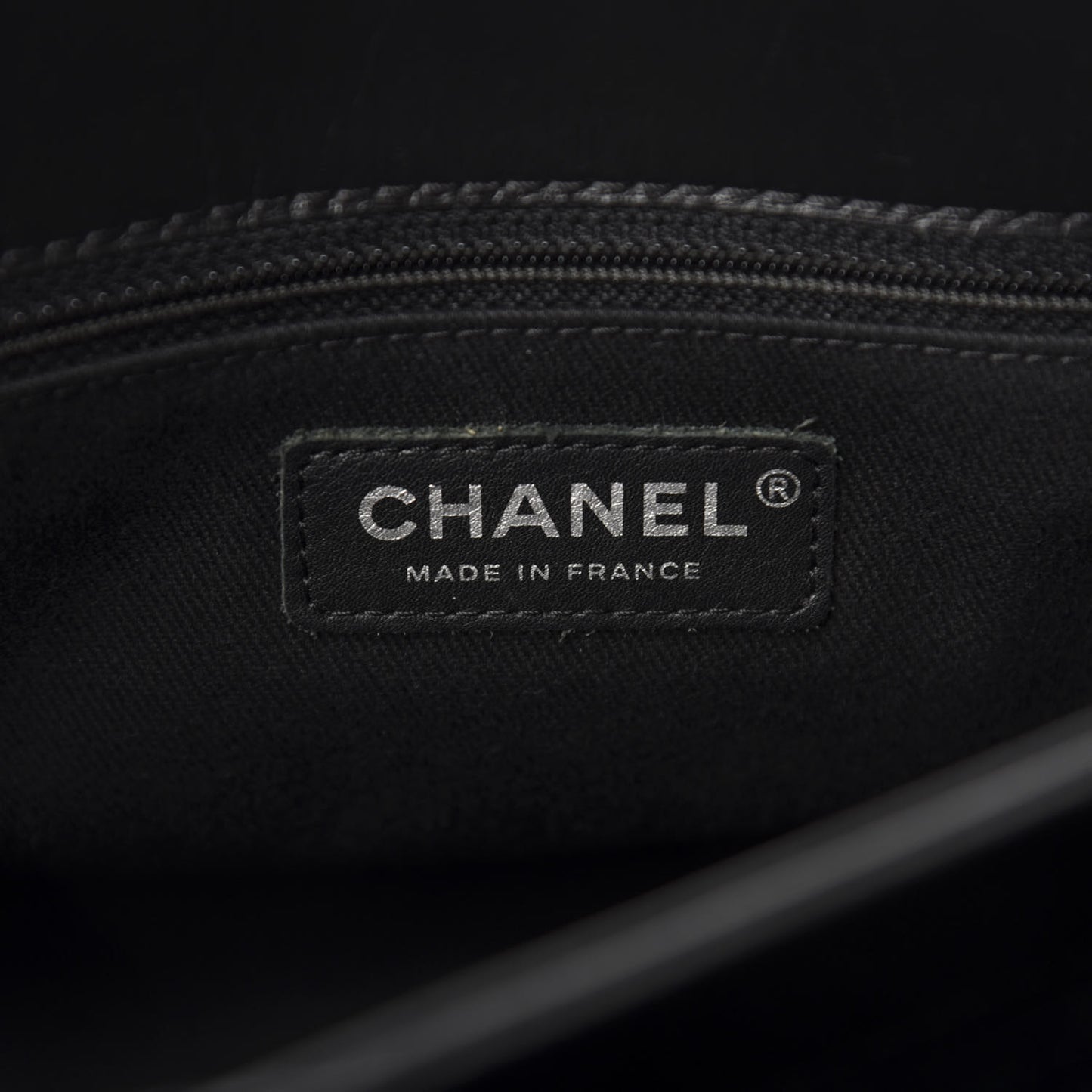 Glazed Calfskin Quilted Medium Lady Pearly Flap Black