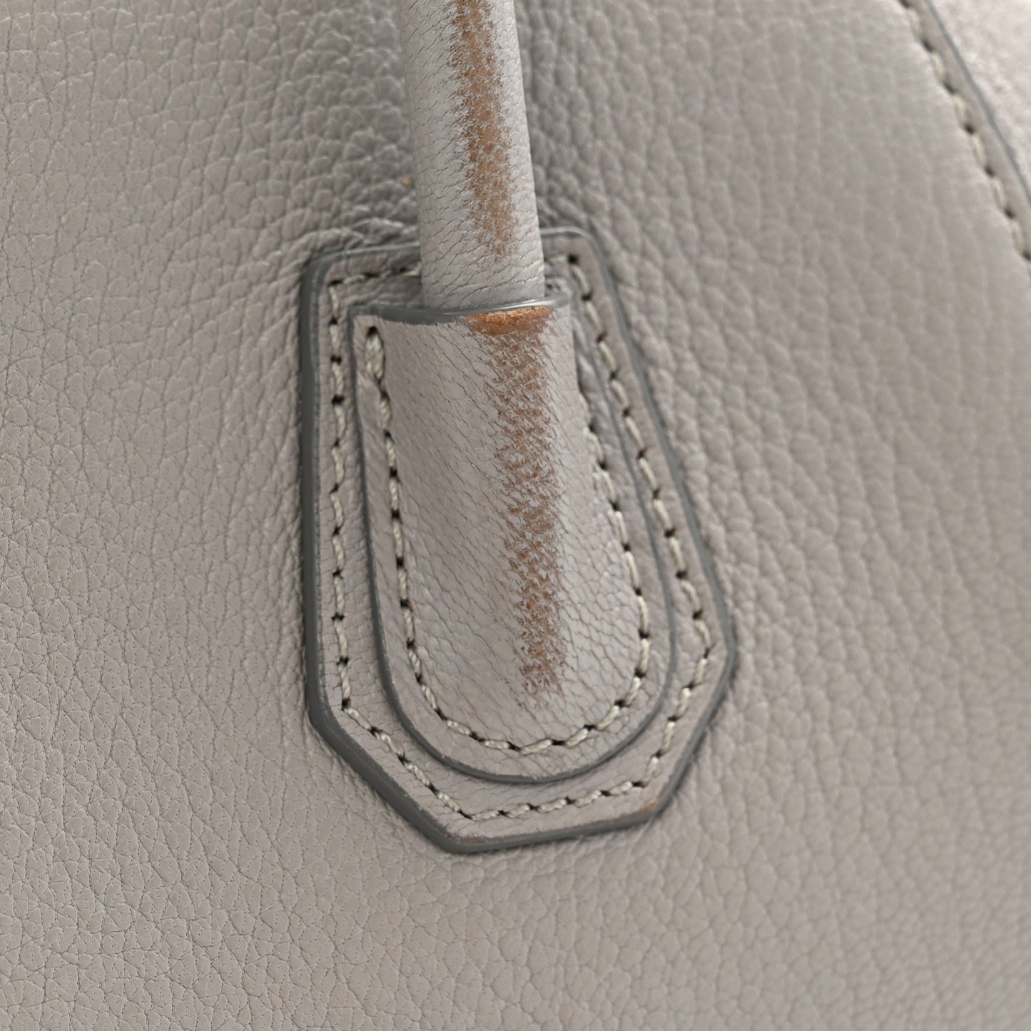 Sugar Goatskin Mini Antigona Pearl Grey