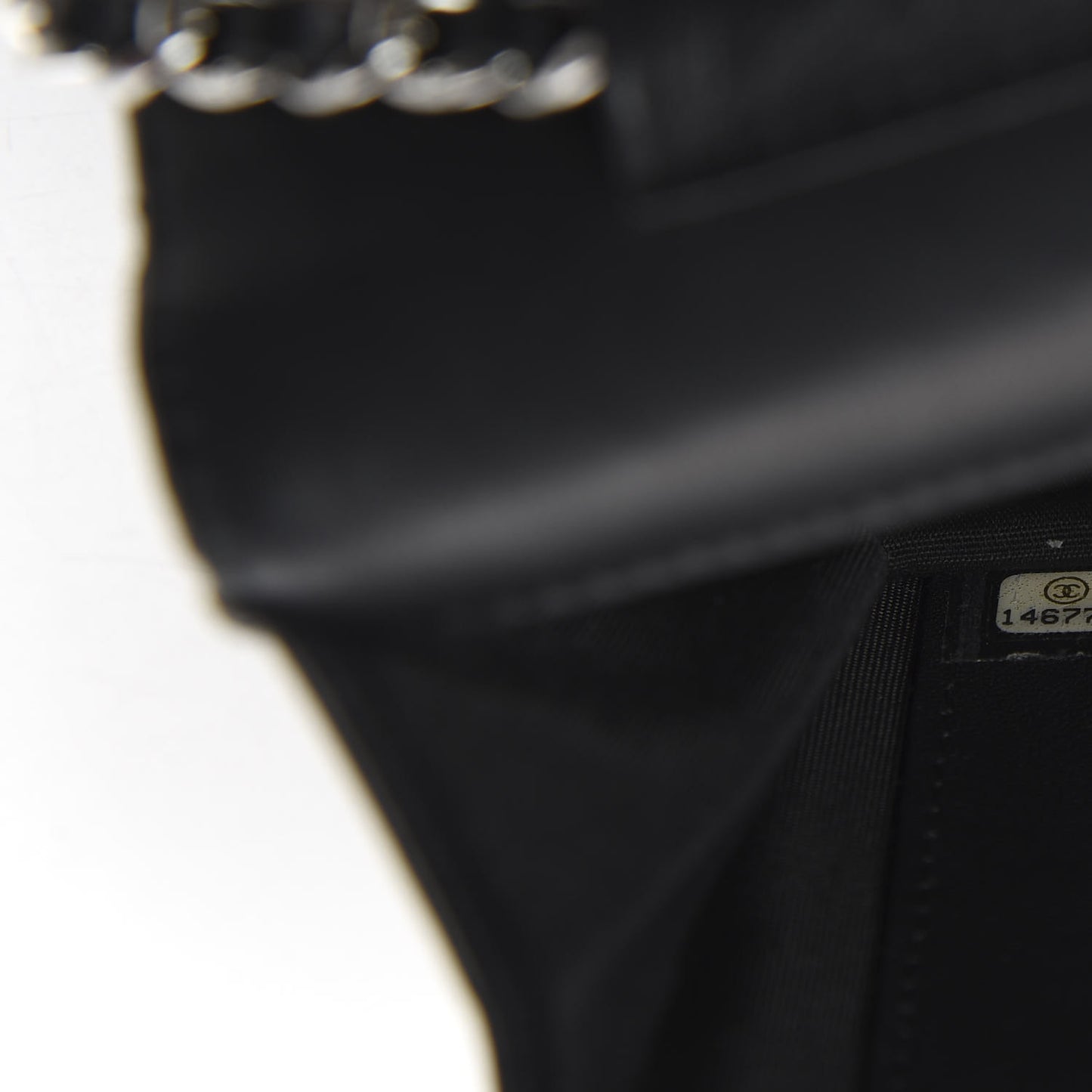 Patent Quilted Brilliant Wallet On Chain WOC Black