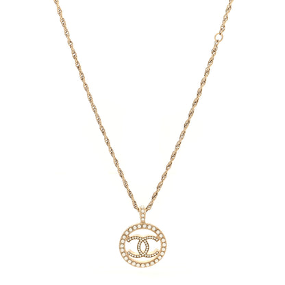Chanel Pearl CC Round Pendant Necklace Gold 1 of 5