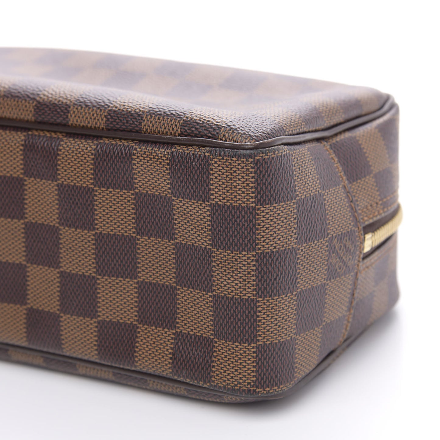 Damier Ebene Toiletry Bag 25