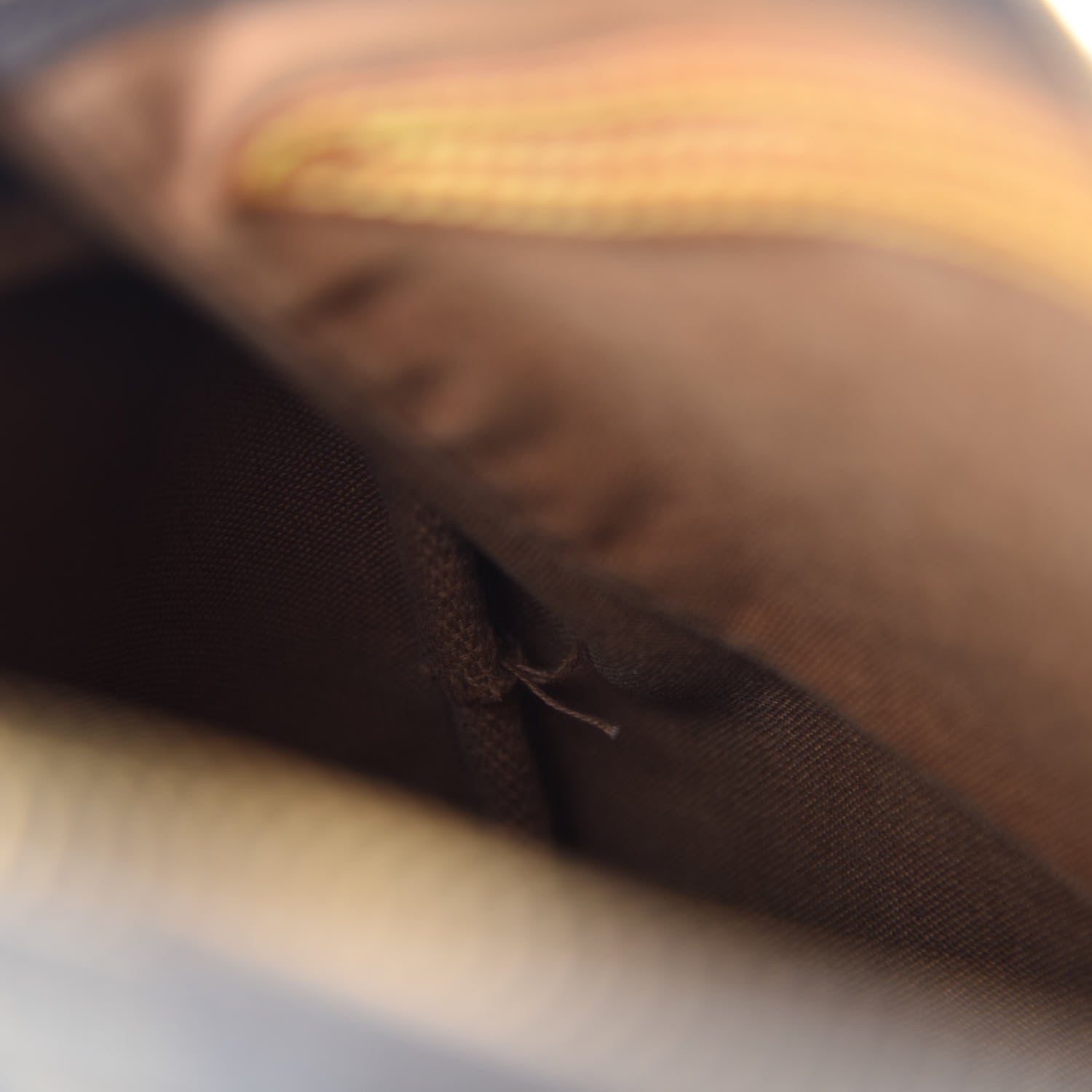 Louis Vuitton Monogram Speedy 25 8 of 11
