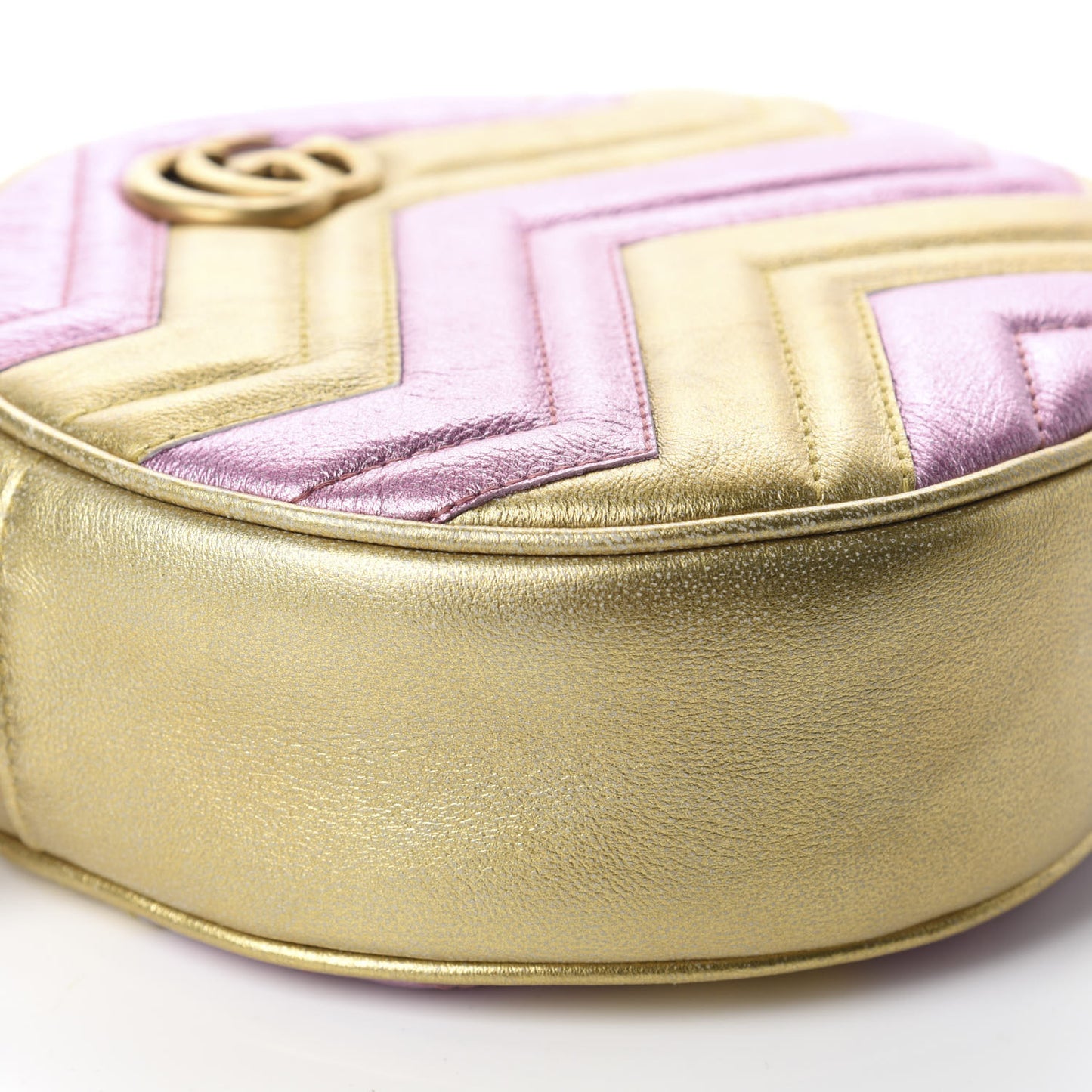 Metallic Calfskin Matelasse Mini GG Marmont Round Shoulder Bag Gold Pink