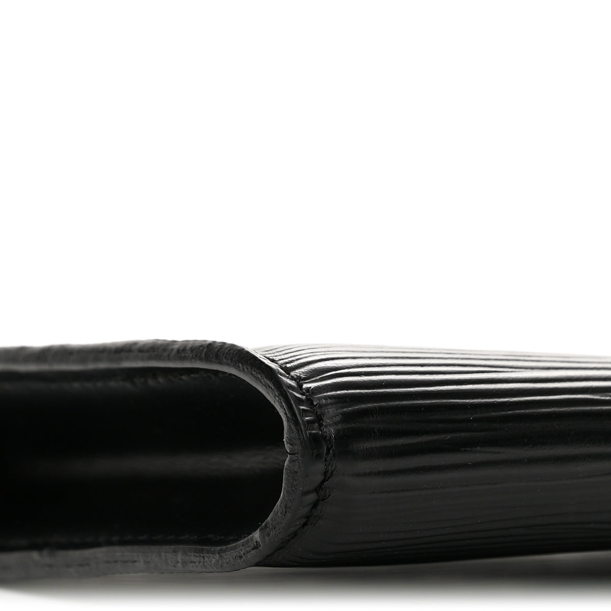 Epi Pochette Accessories 24 Black