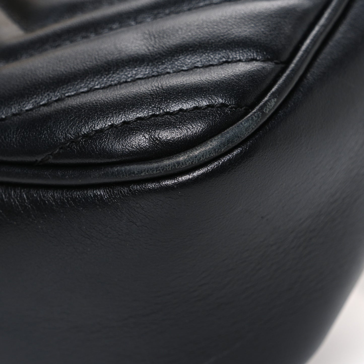 Calfskin Matelasse Small GG Marmont Chain Shoulder Bag Black