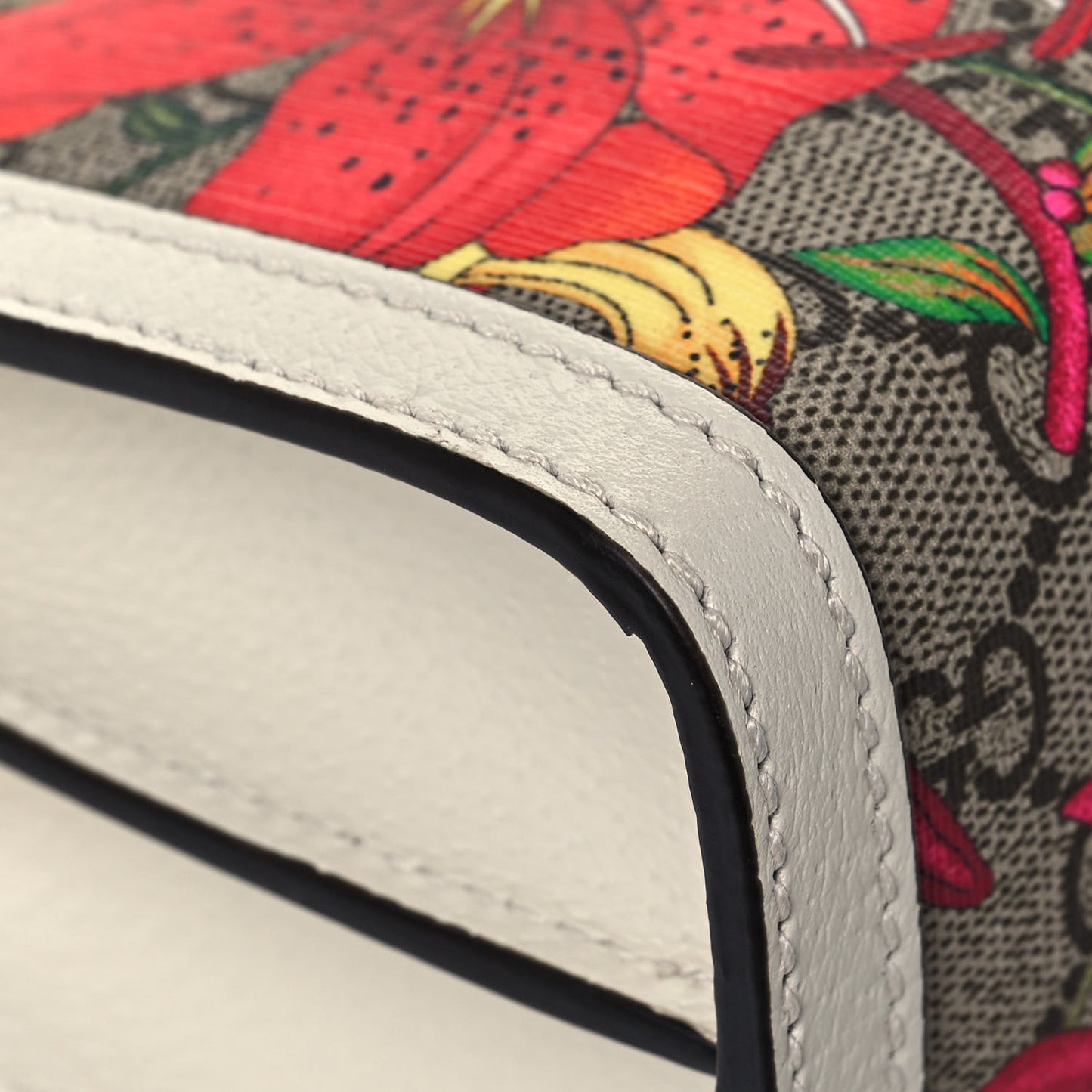 GG Supreme Monogram Flora Web Small Ophidia Chain Shoulder Bag White
